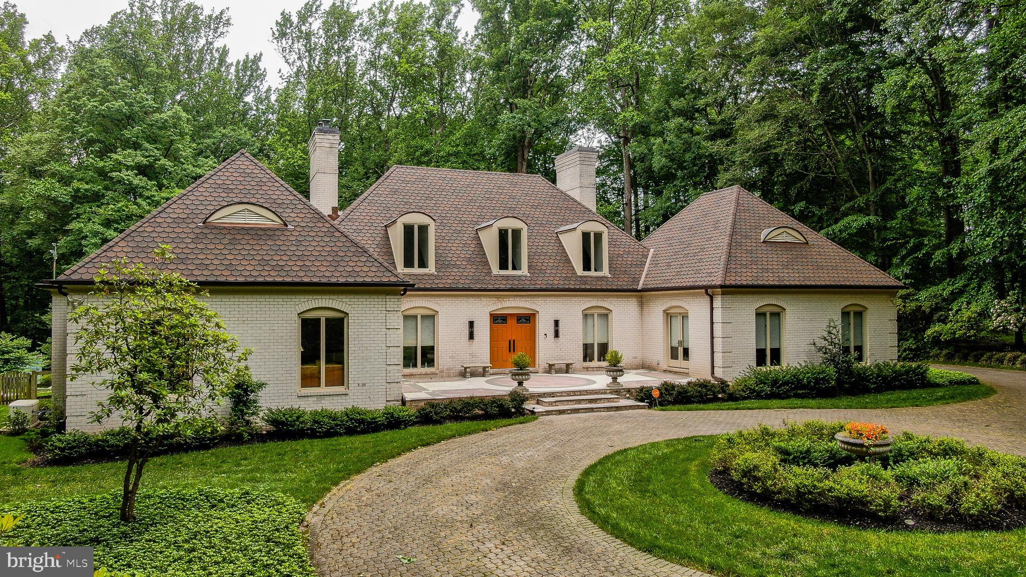 2422 VELVET VALLEY WAY