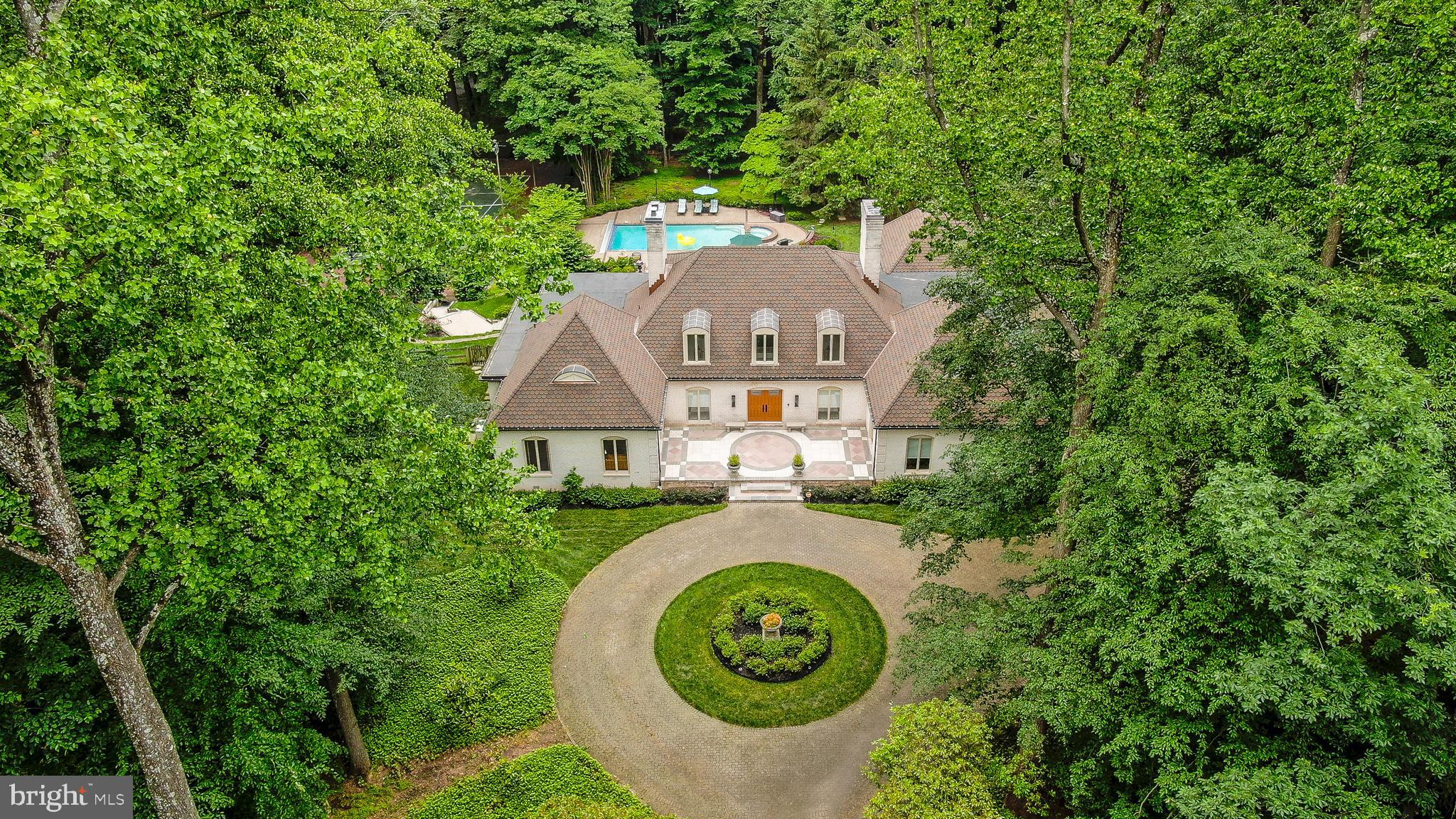 2422 VELVET VALLEY WAY