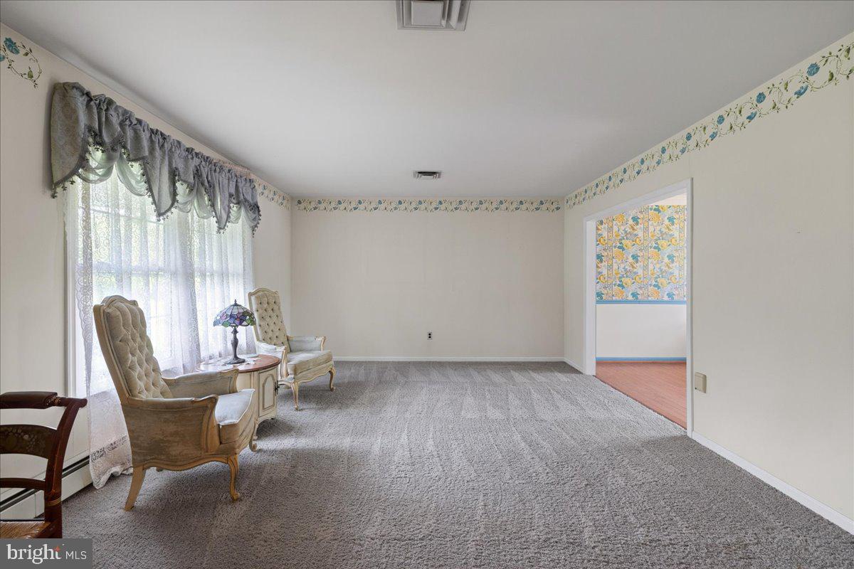 TOWER HILL MDWS - Residential