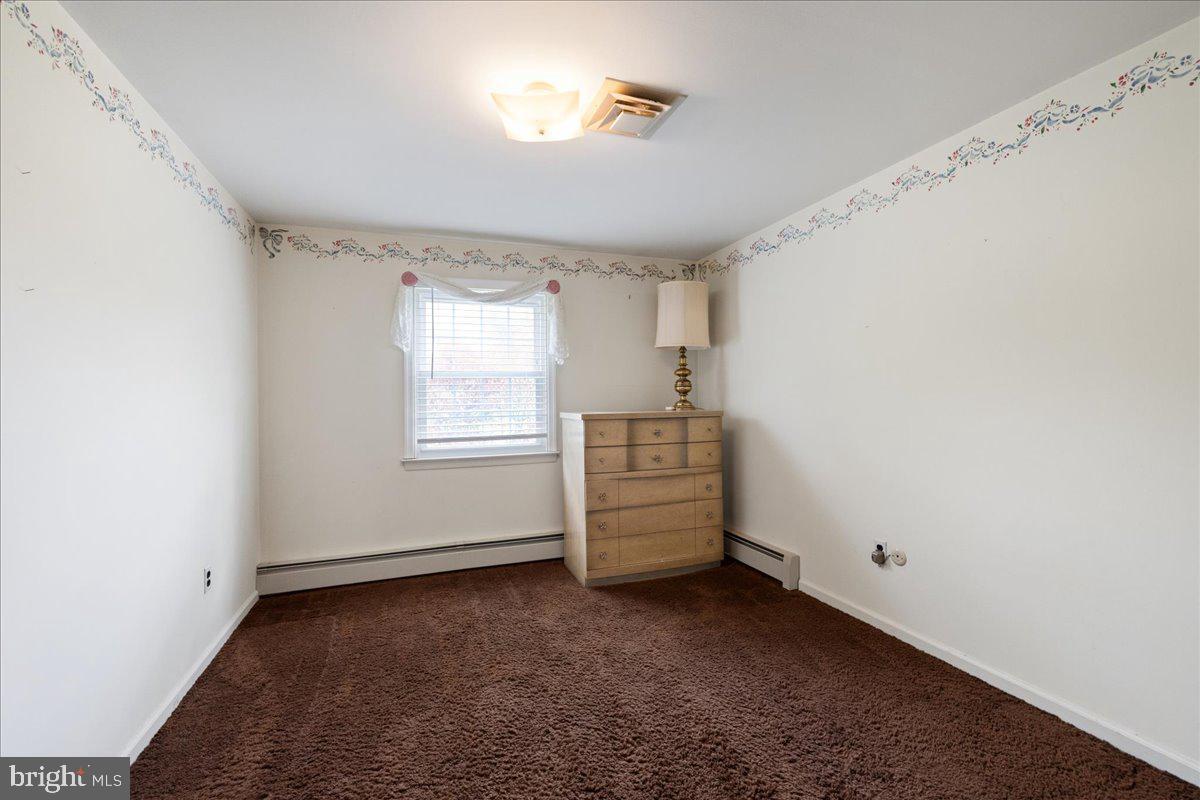 TOWER HILL MDWS - Residential