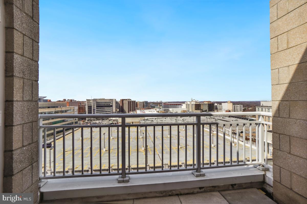 SILVER SPRING - Residential