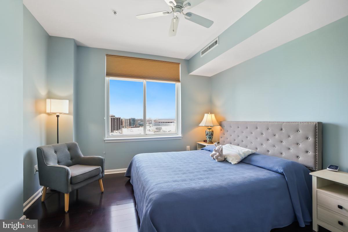 SILVER SPRING - Residential