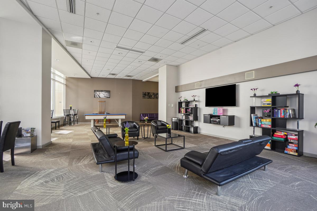 SILVER SPRING - Residential