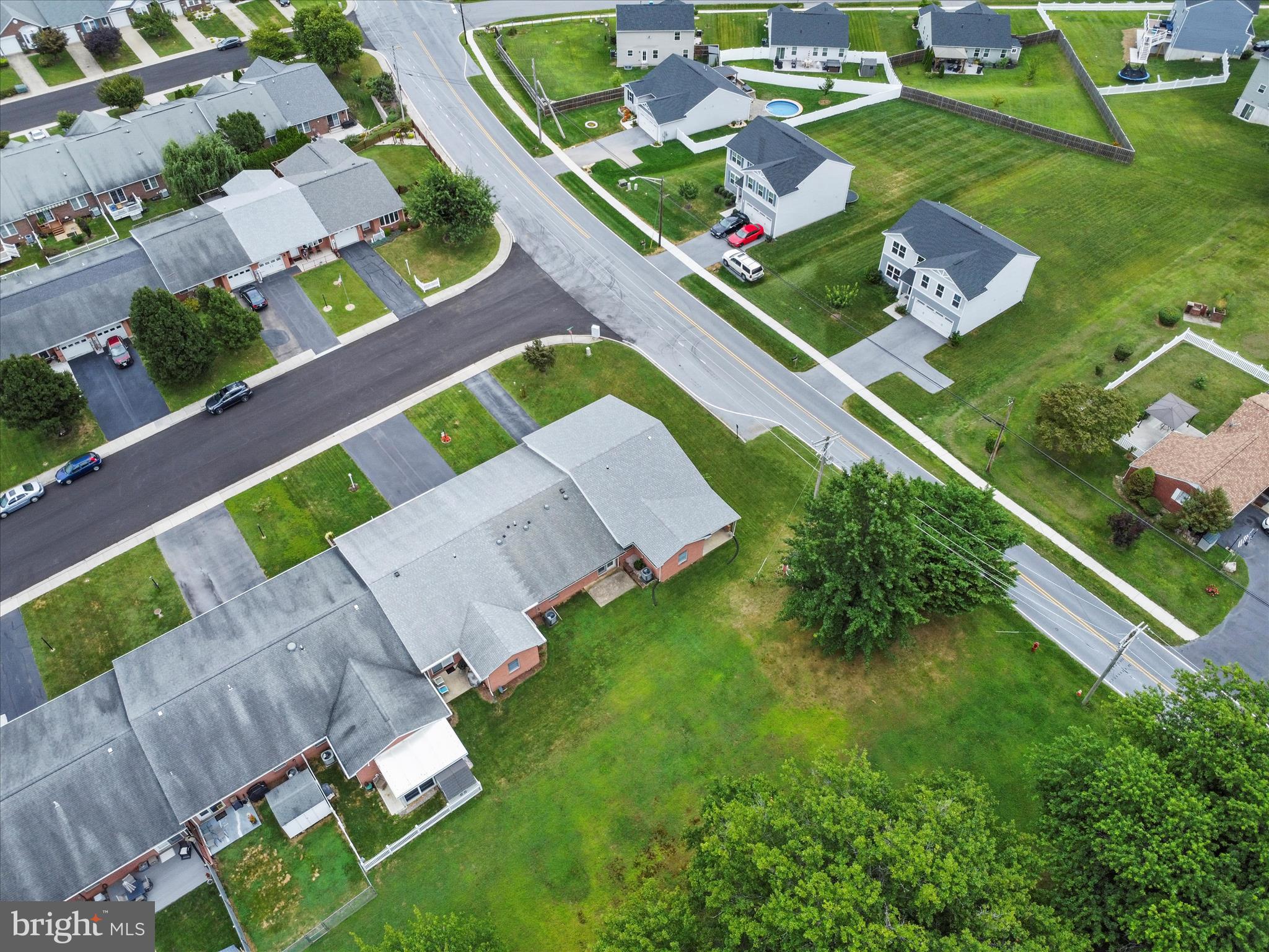 MOUNTAIN SHADOWS - Residential