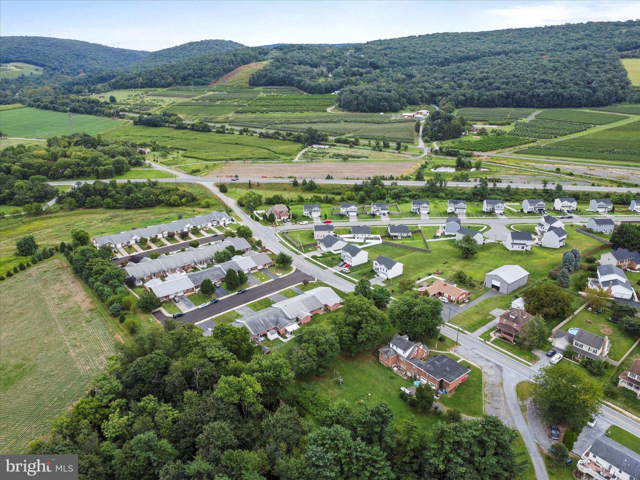 MOUNTAIN SHADOWS - Residential