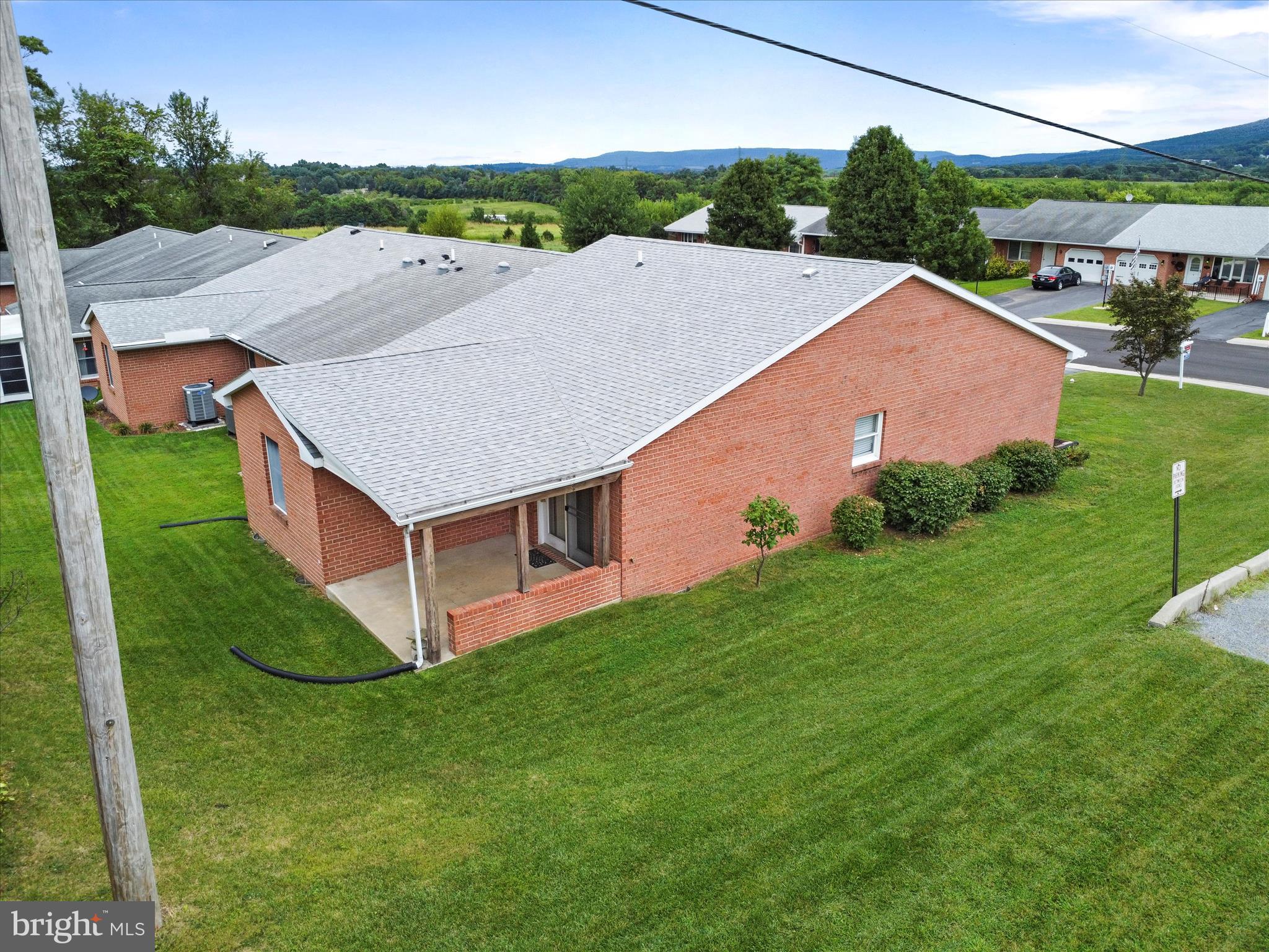 MOUNTAIN SHADOWS - Residential