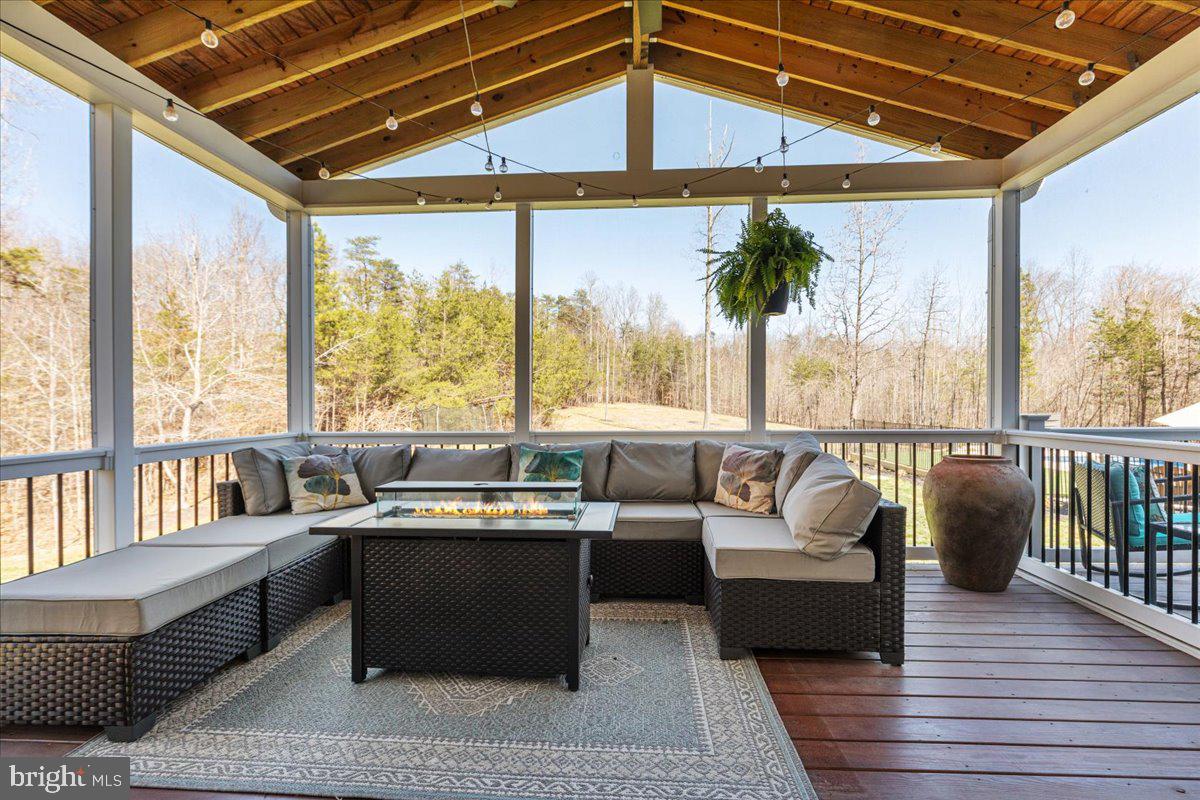 CHESTERWOOD - Residential