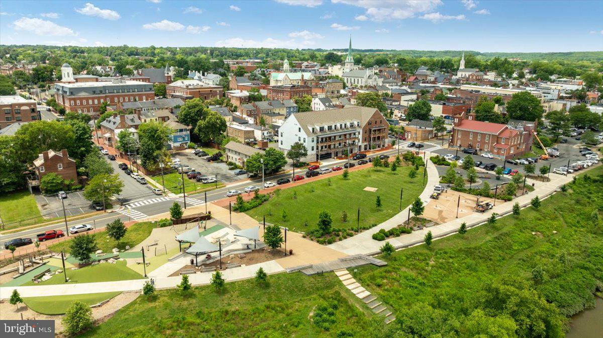 CHESTERWOOD - Residential