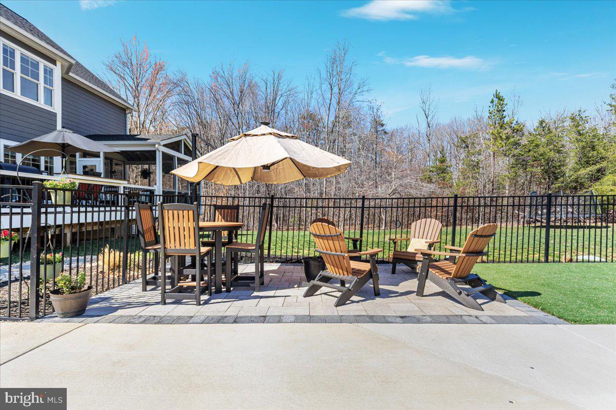 CHESTERWOOD - Residential