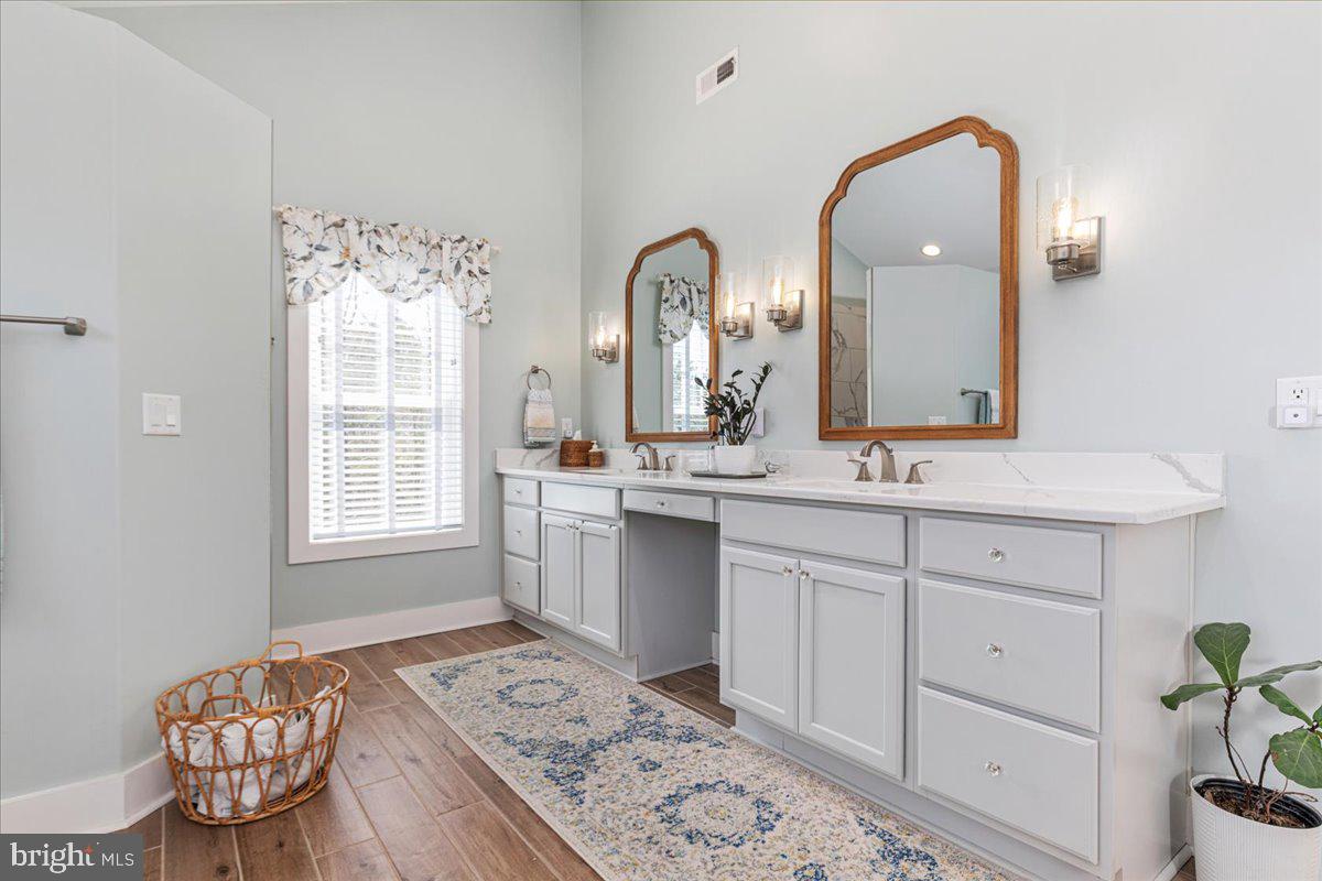 CHESTERWOOD - Residential