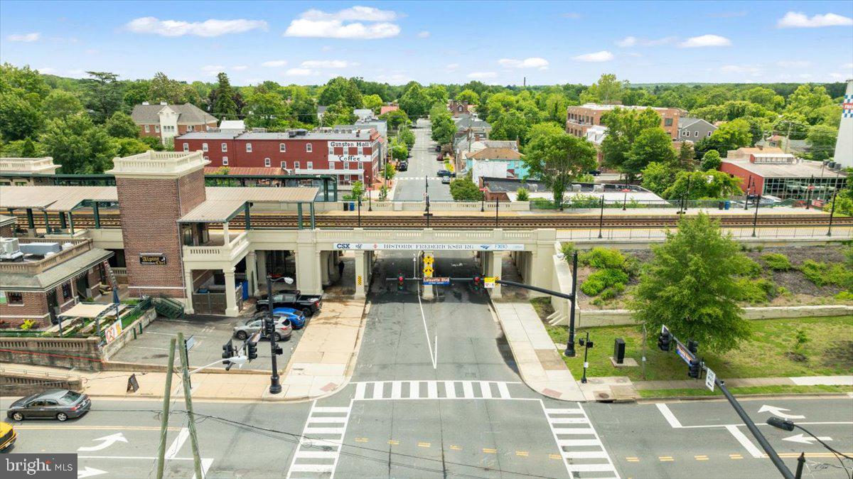 CHESTERWOOD - Residential