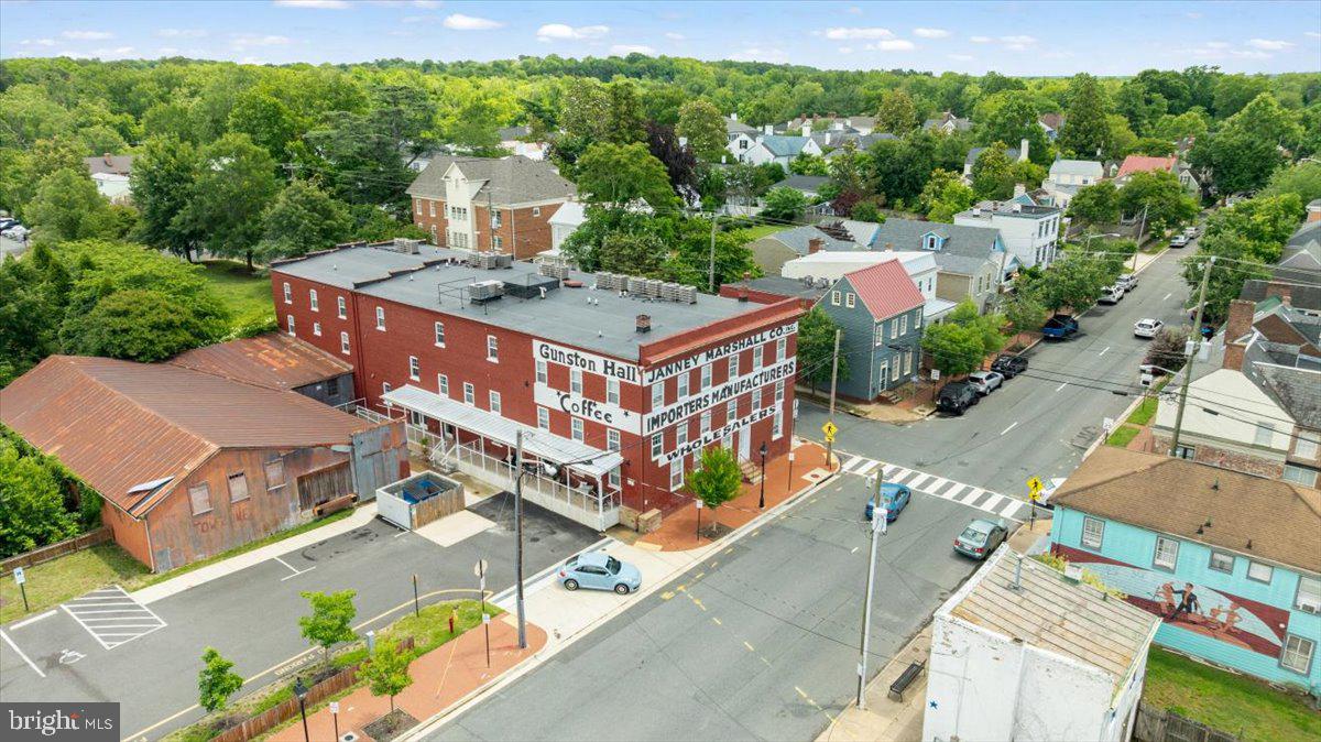 CHESTERWOOD - Residential