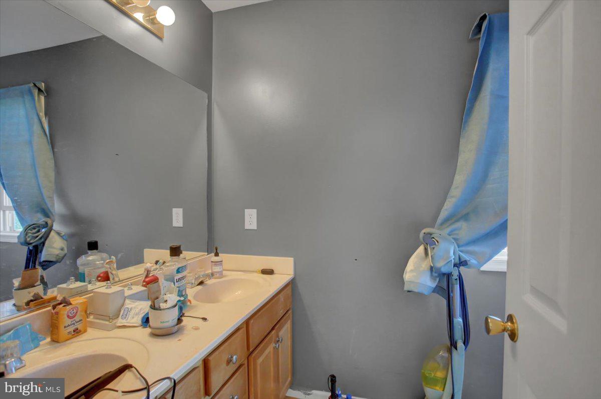 AMBERFIELD - Residential