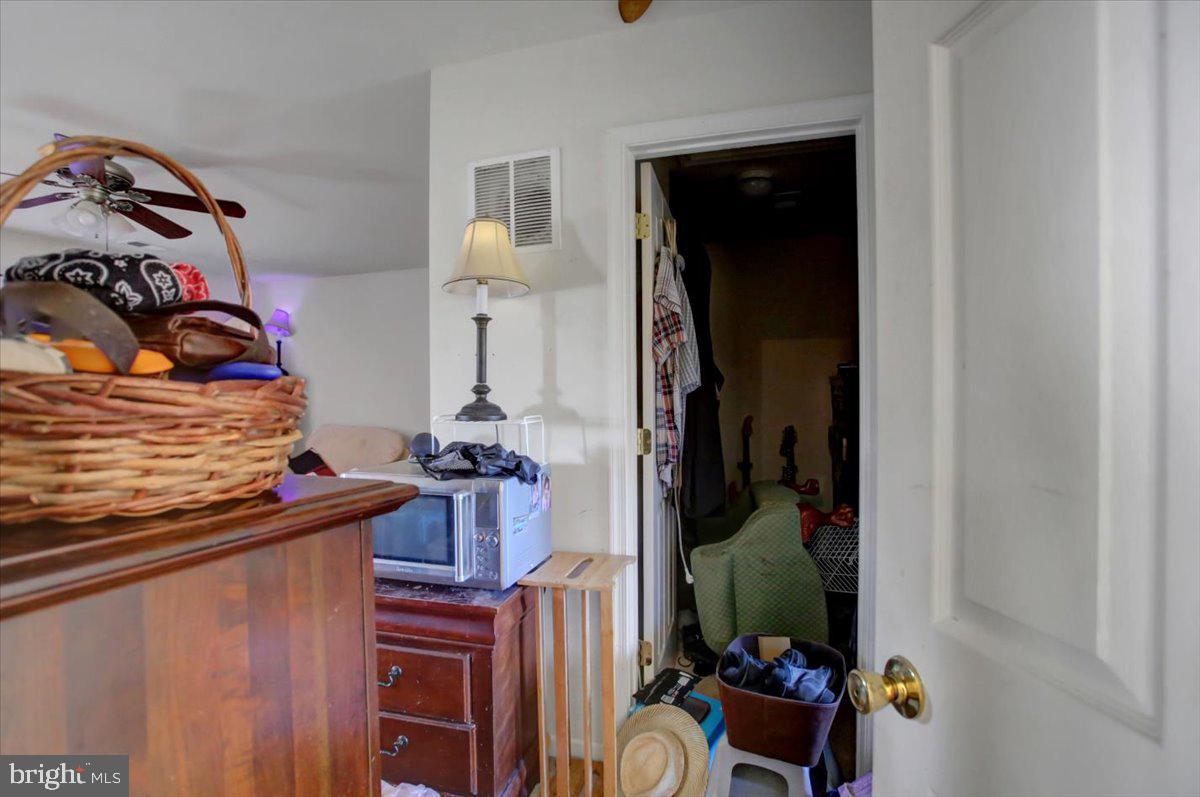 AMBERFIELD - Residential