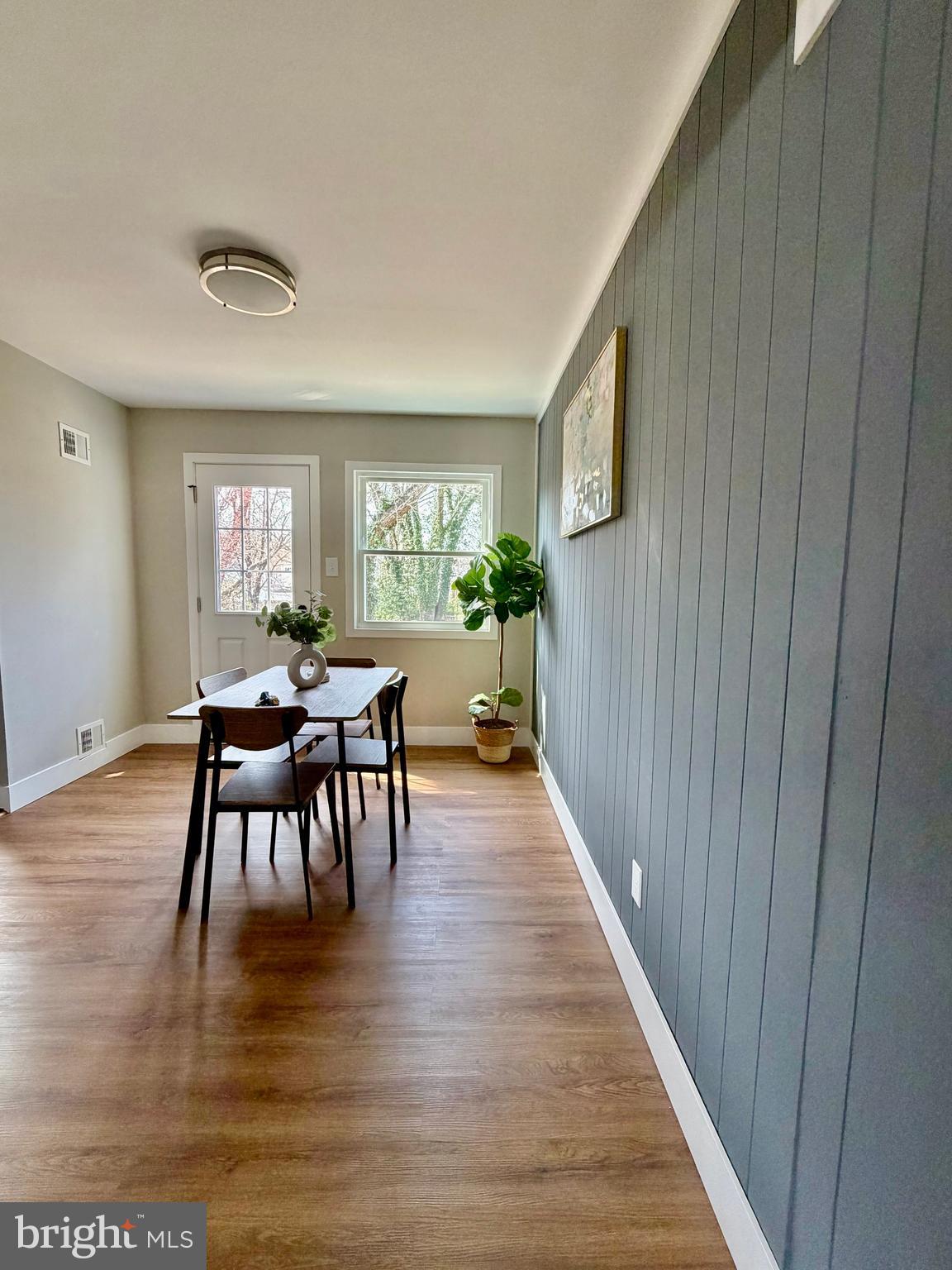 KENT VILLAGE - Residential