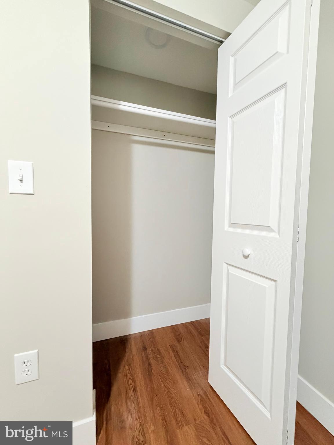 KENT VILLAGE - Residential