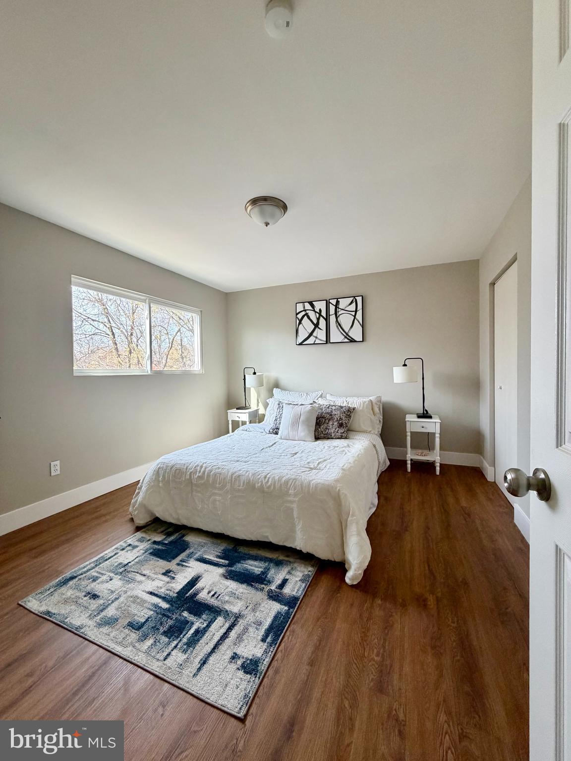 KENT VILLAGE - Residential