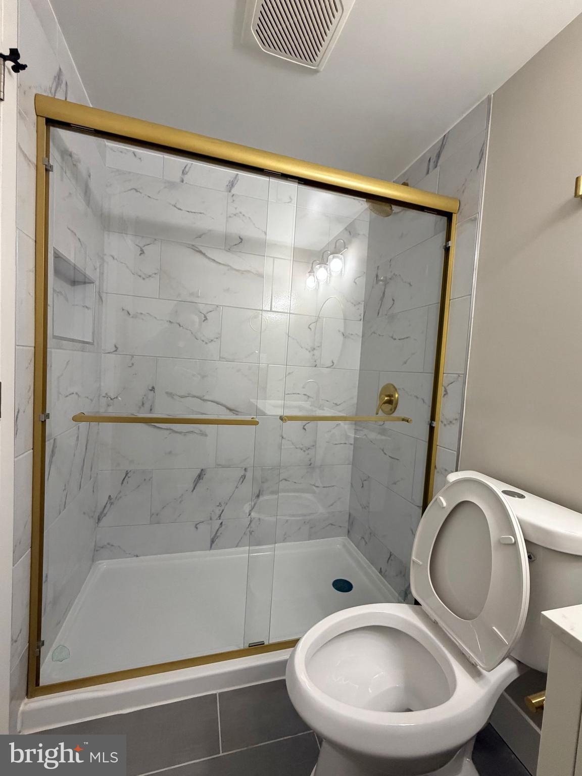 KENT VILLAGE - Residential