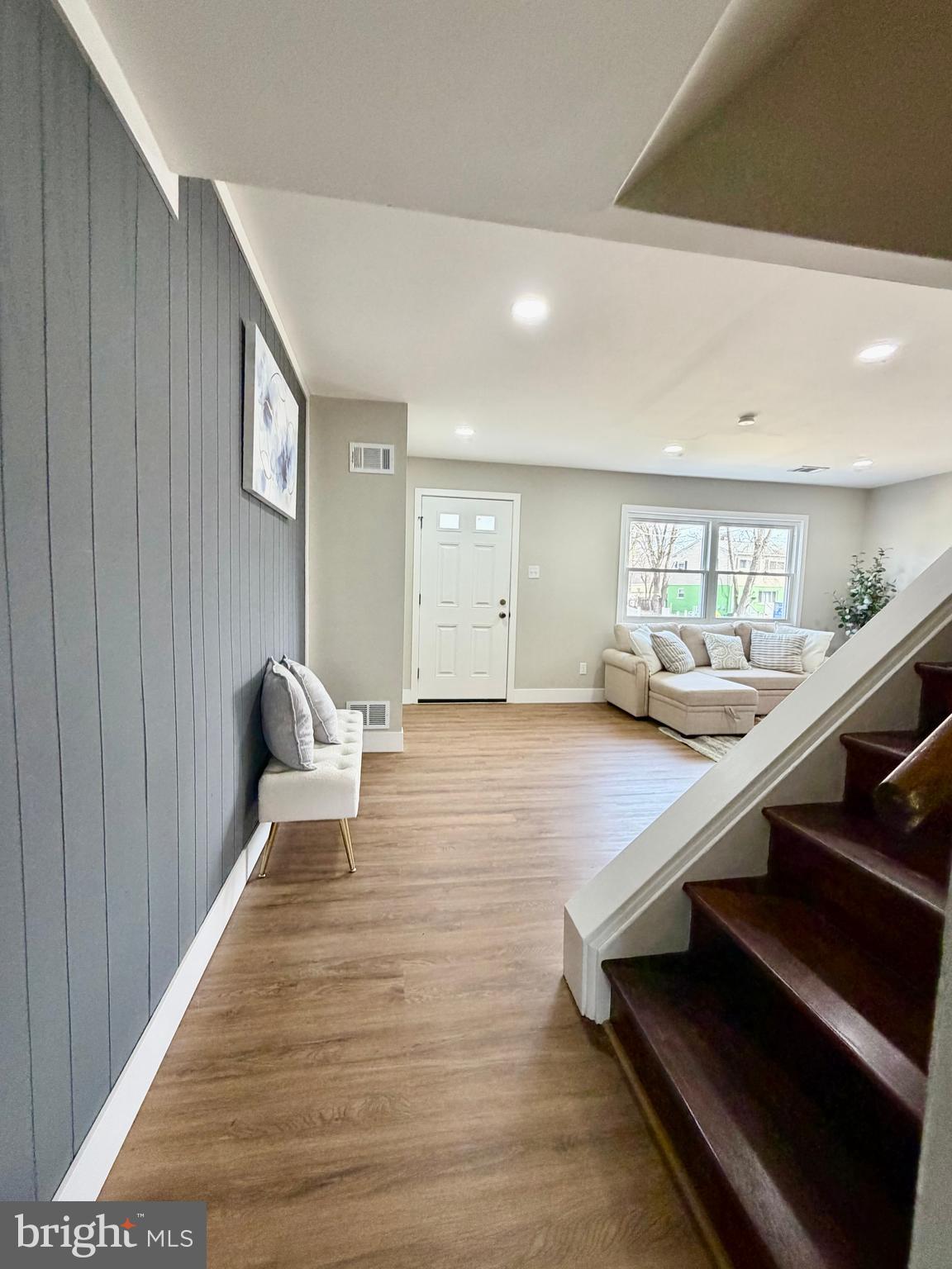 KENT VILLAGE - Residential