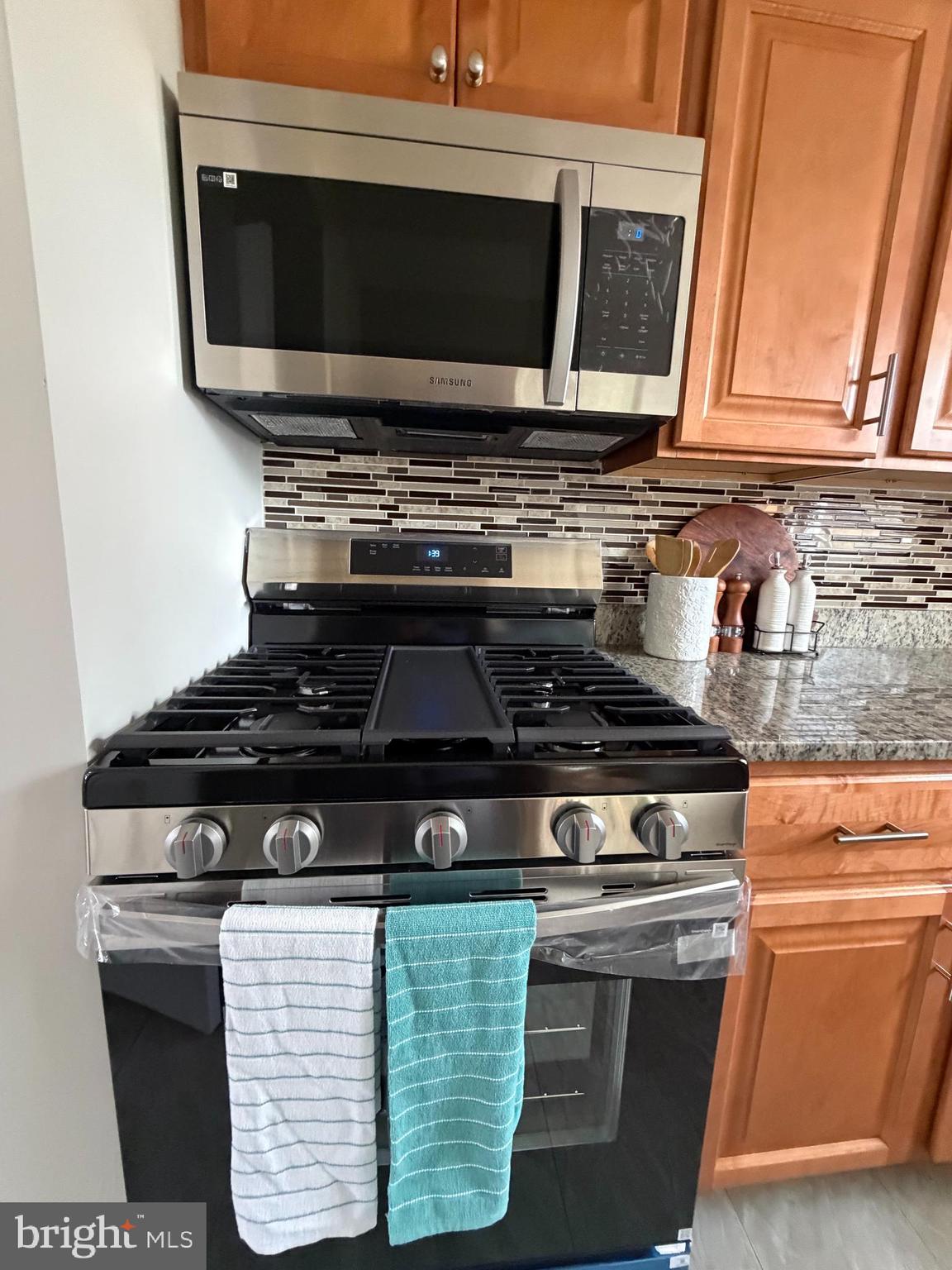 KENT VILLAGE - Residential