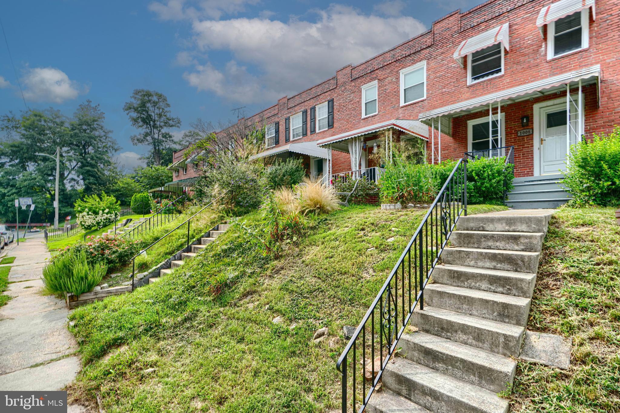 1008 W 43RD STREET