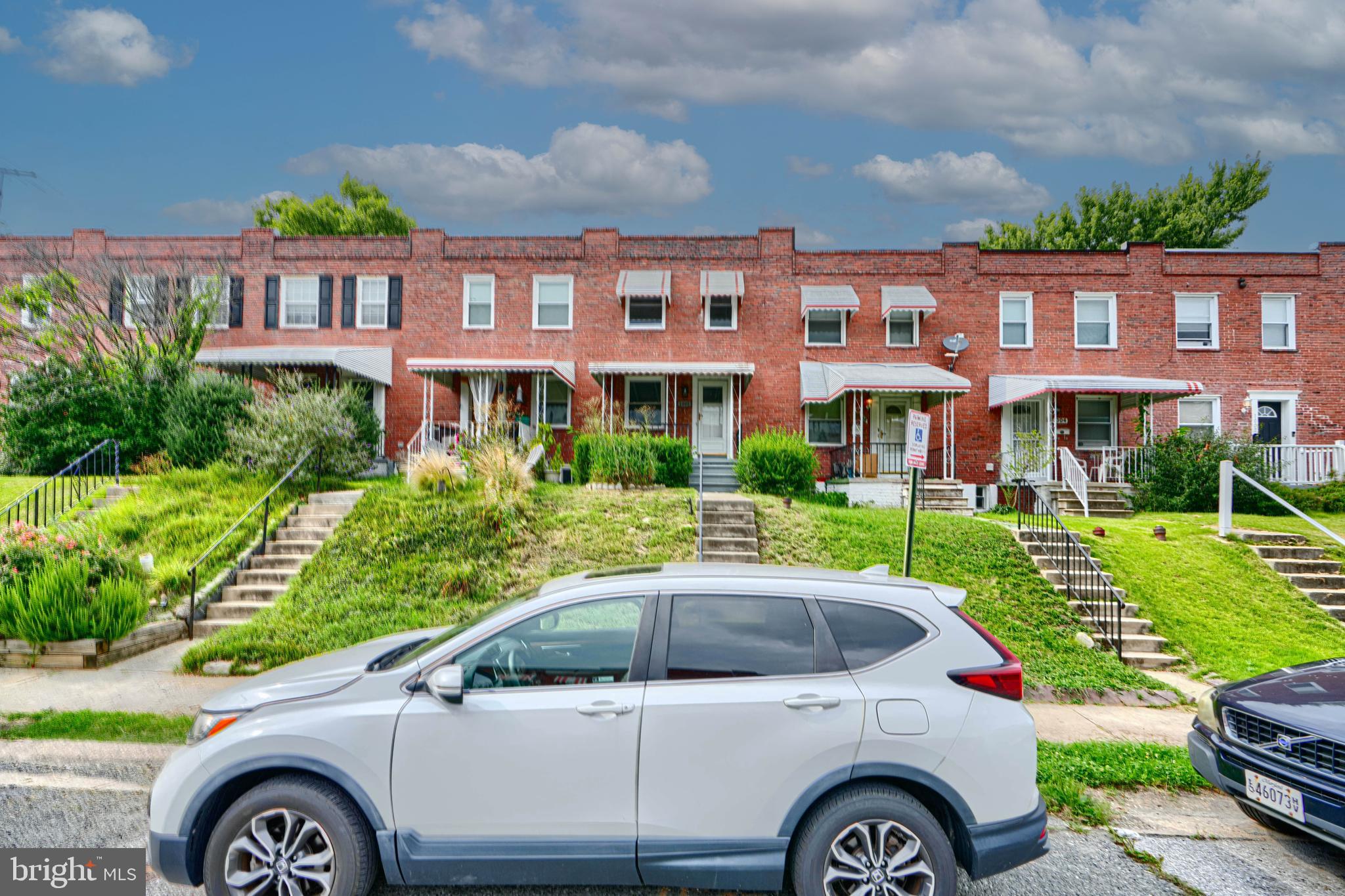 1008 W 43RD STREET