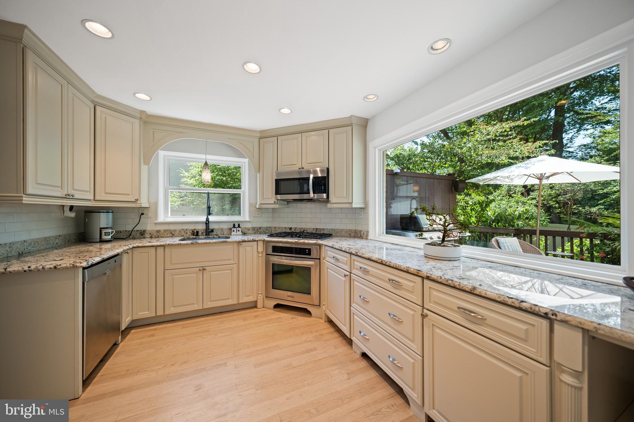 6219 BEACHWAY DRIVE