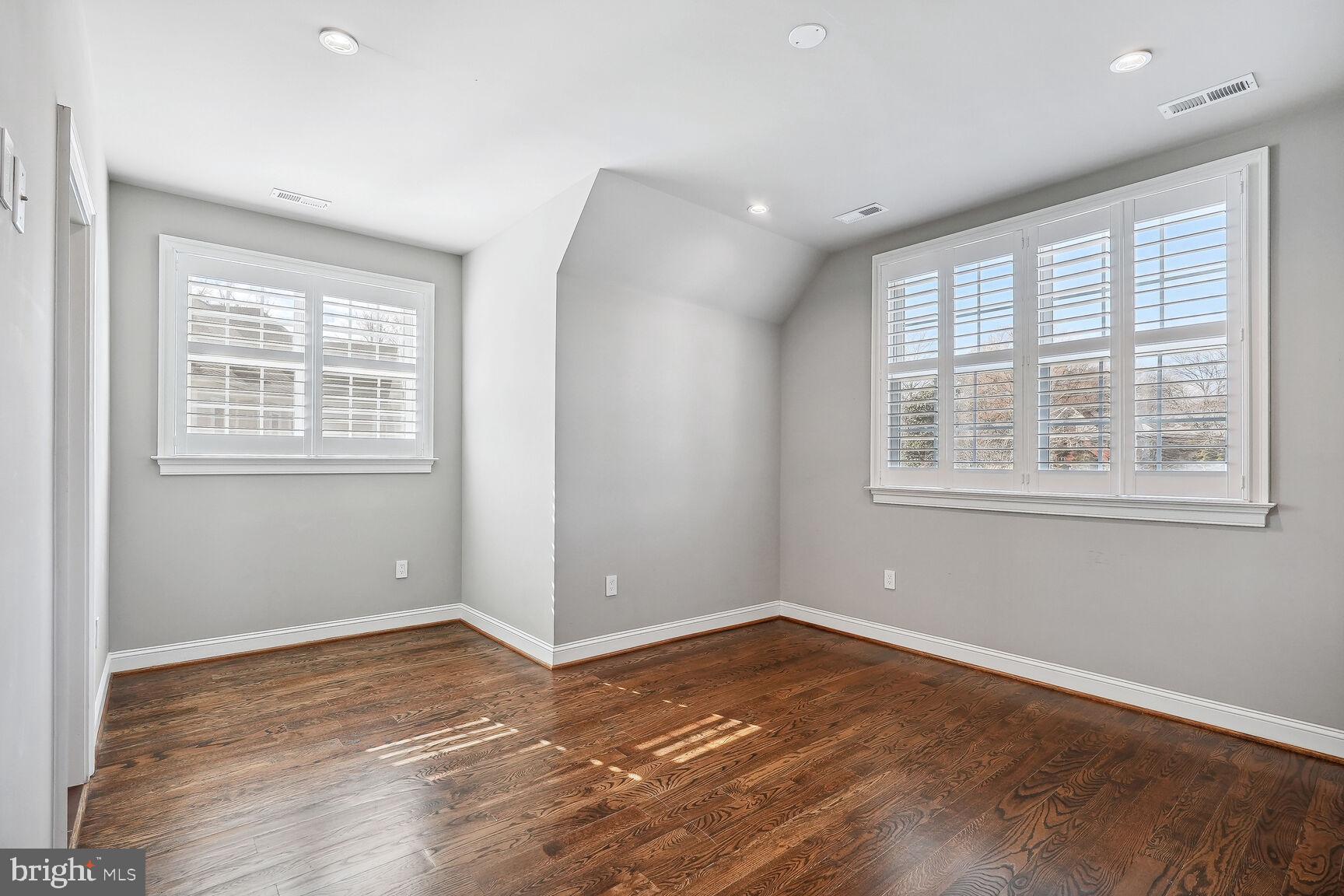 LEWINSVILLE HEIGHTS - Residential