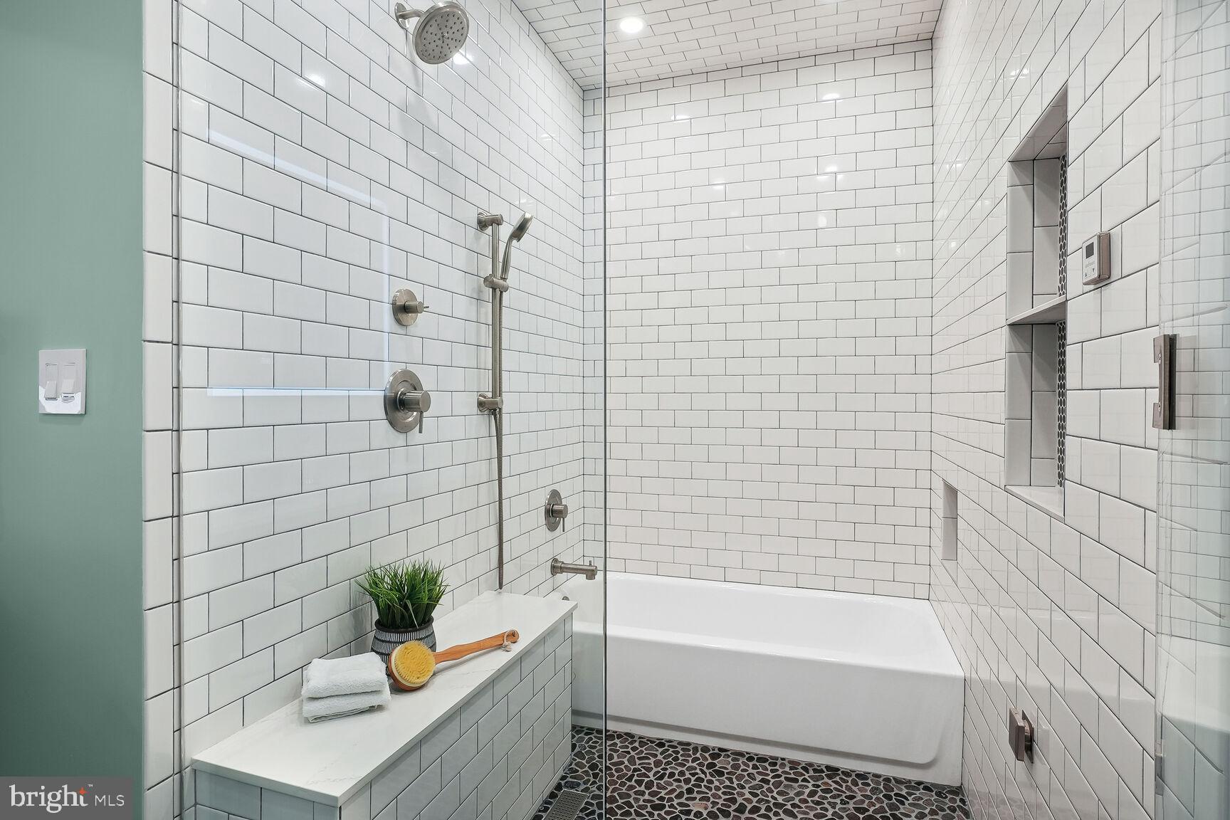 LEWINSVILLE HEIGHTS - Residential