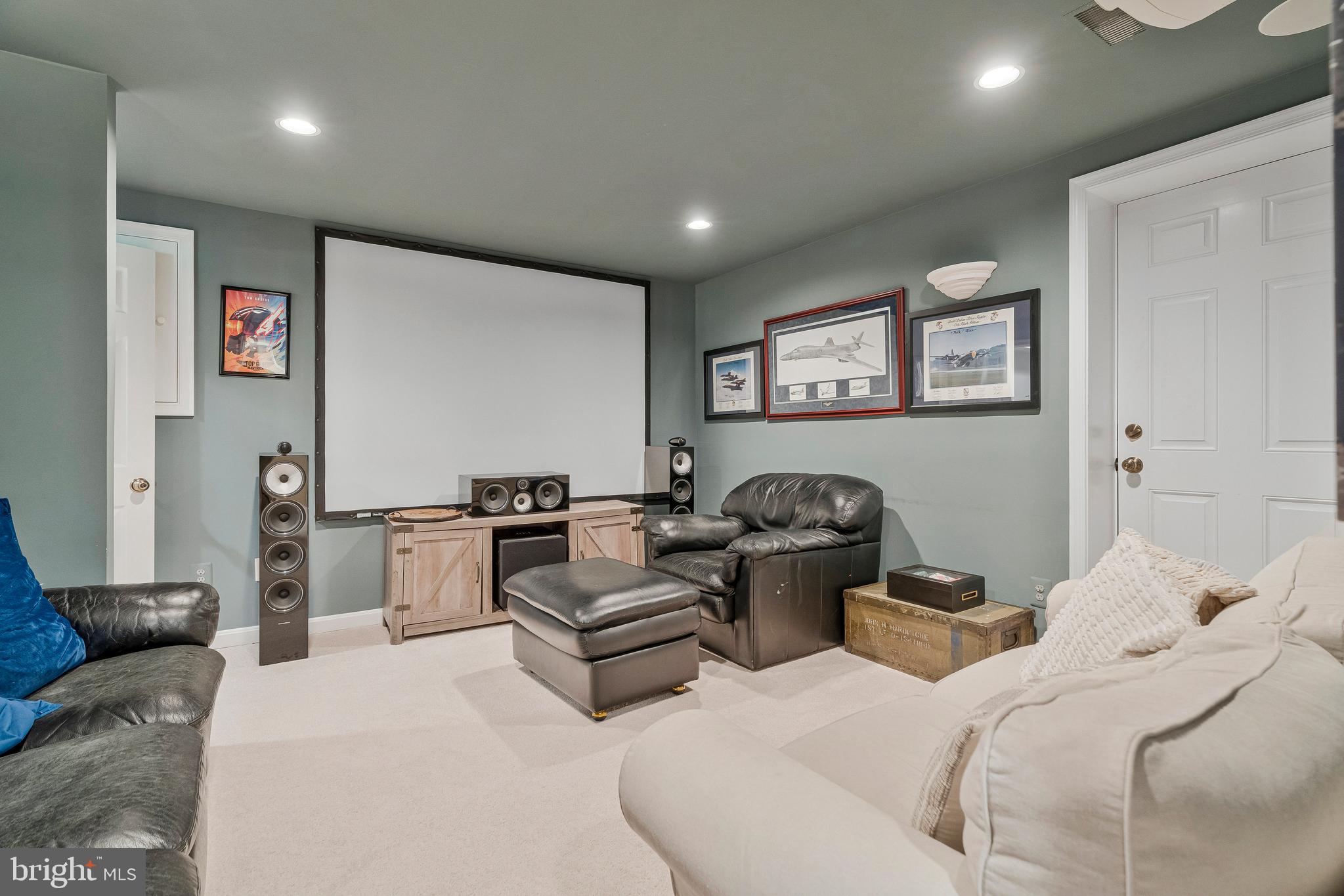 LAWYERS NORTH - Residential