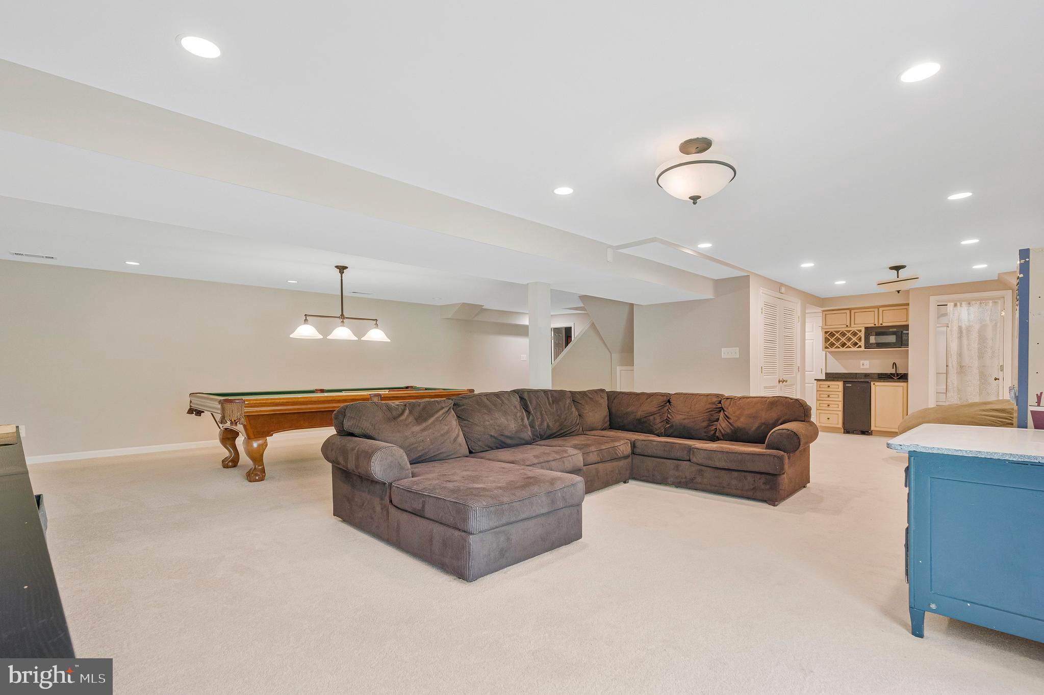 LAWYERS NORTH - Residential