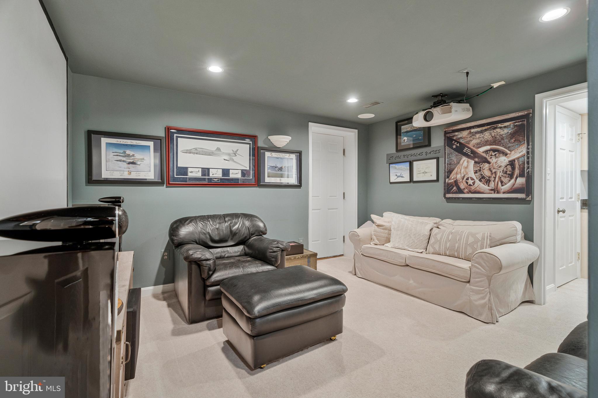 LAWYERS NORTH - Residential