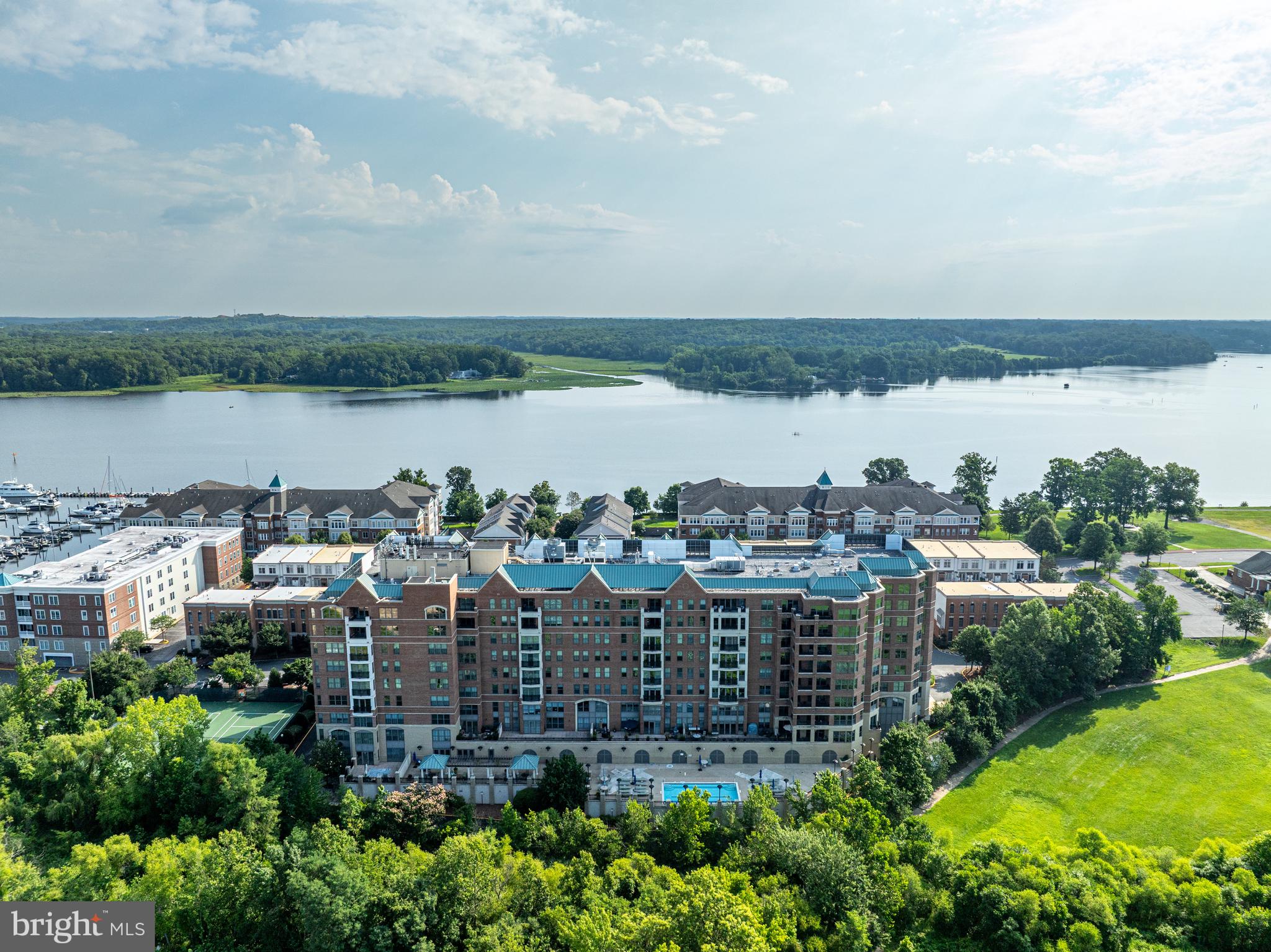 HARBOR VIEW - Residential