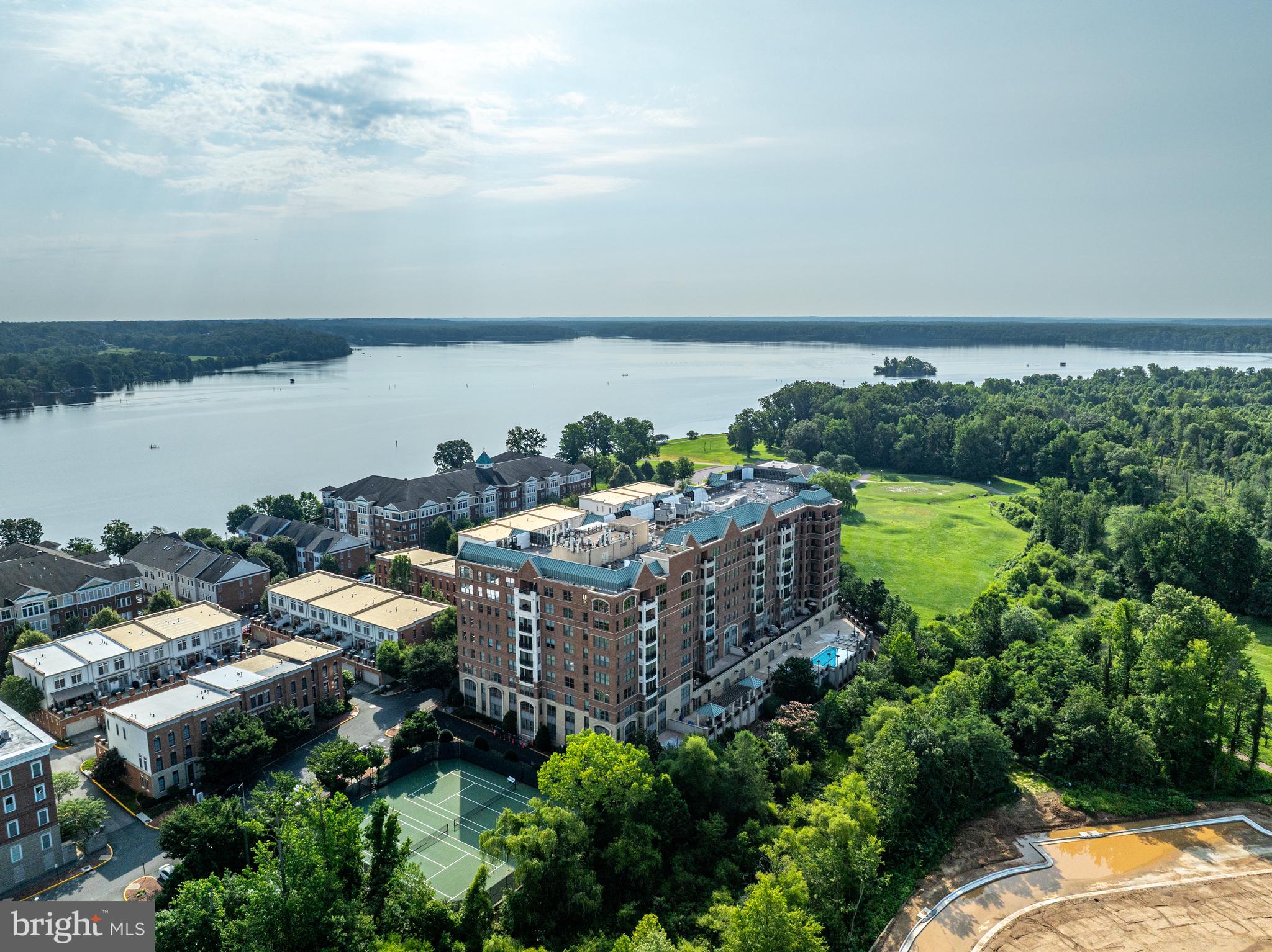 HARBOR VIEW - Residential