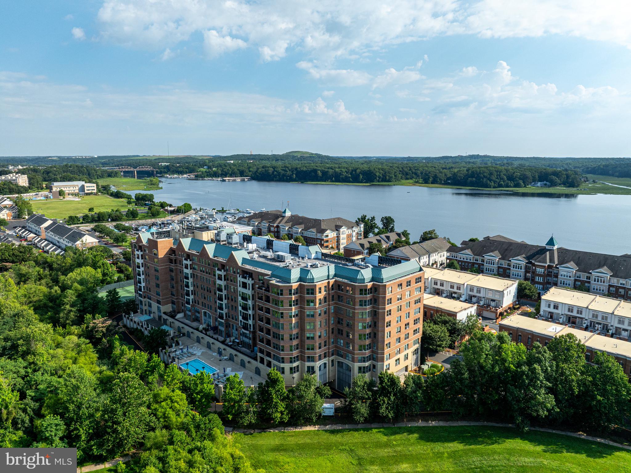 HARBOR VIEW - Residential