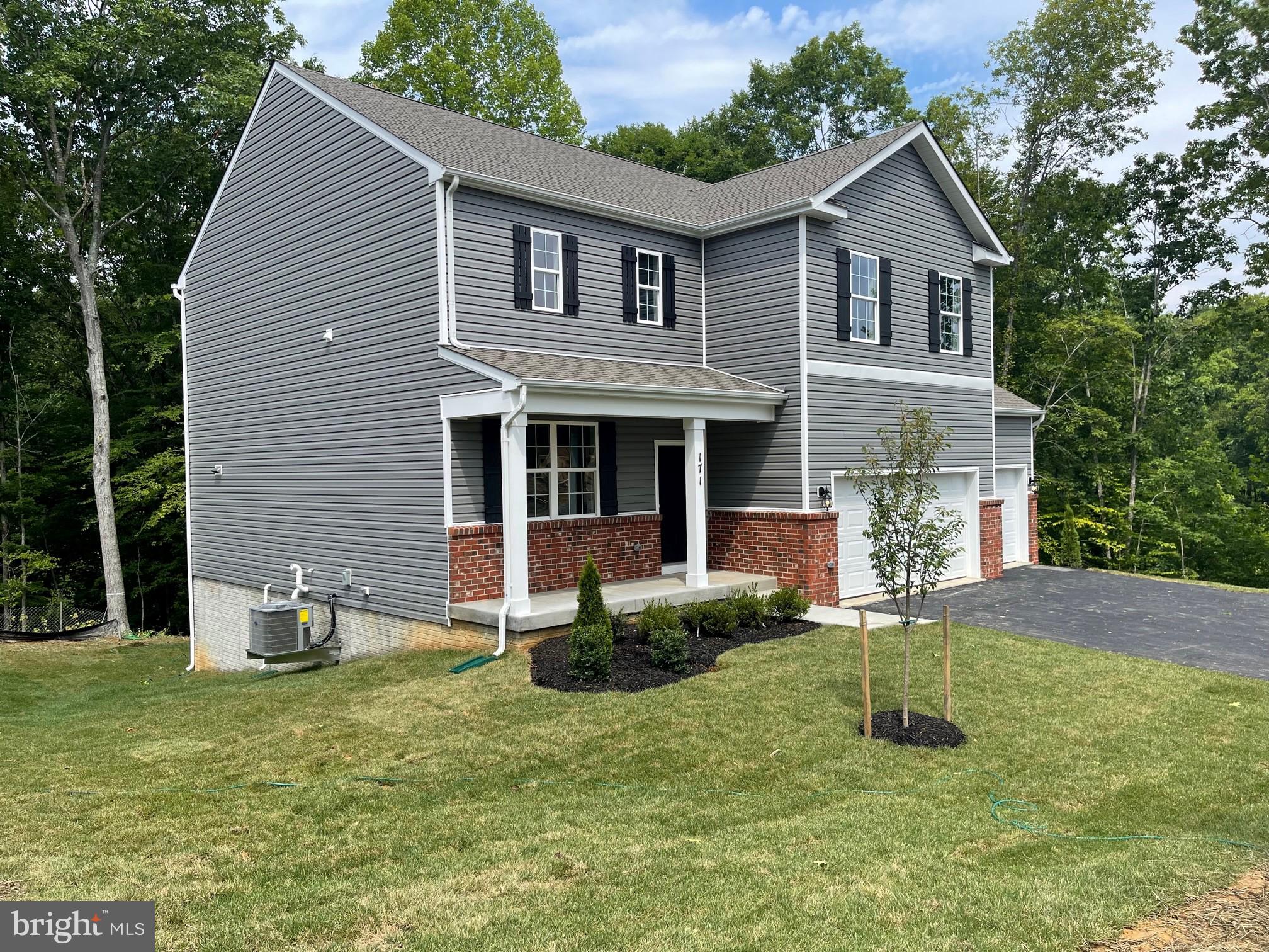 WOOD LANDING ESTATES - Residential