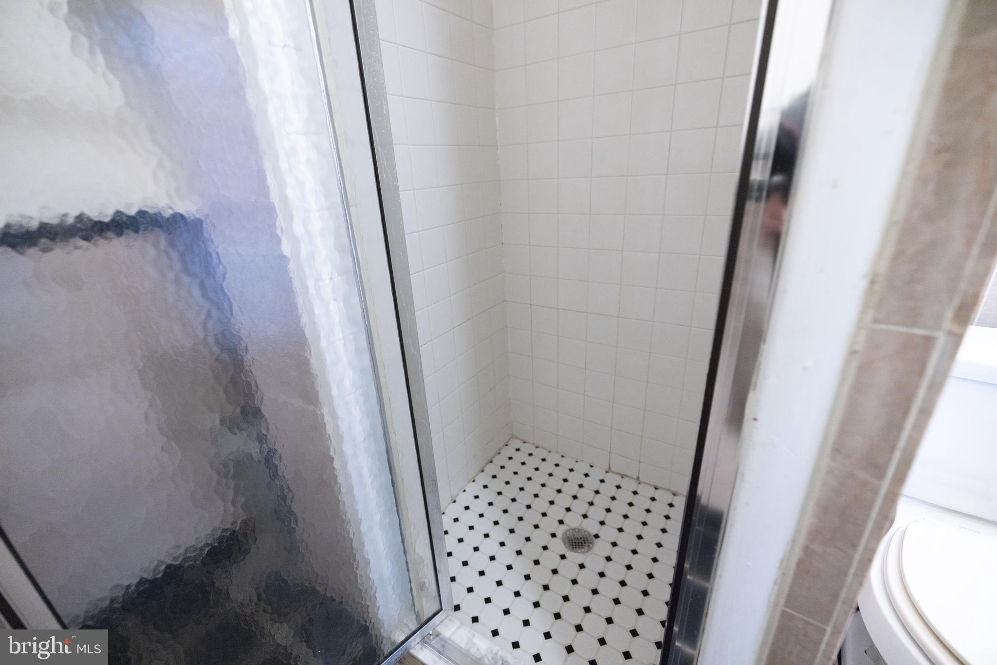 MANAYUNK - Residential Lease