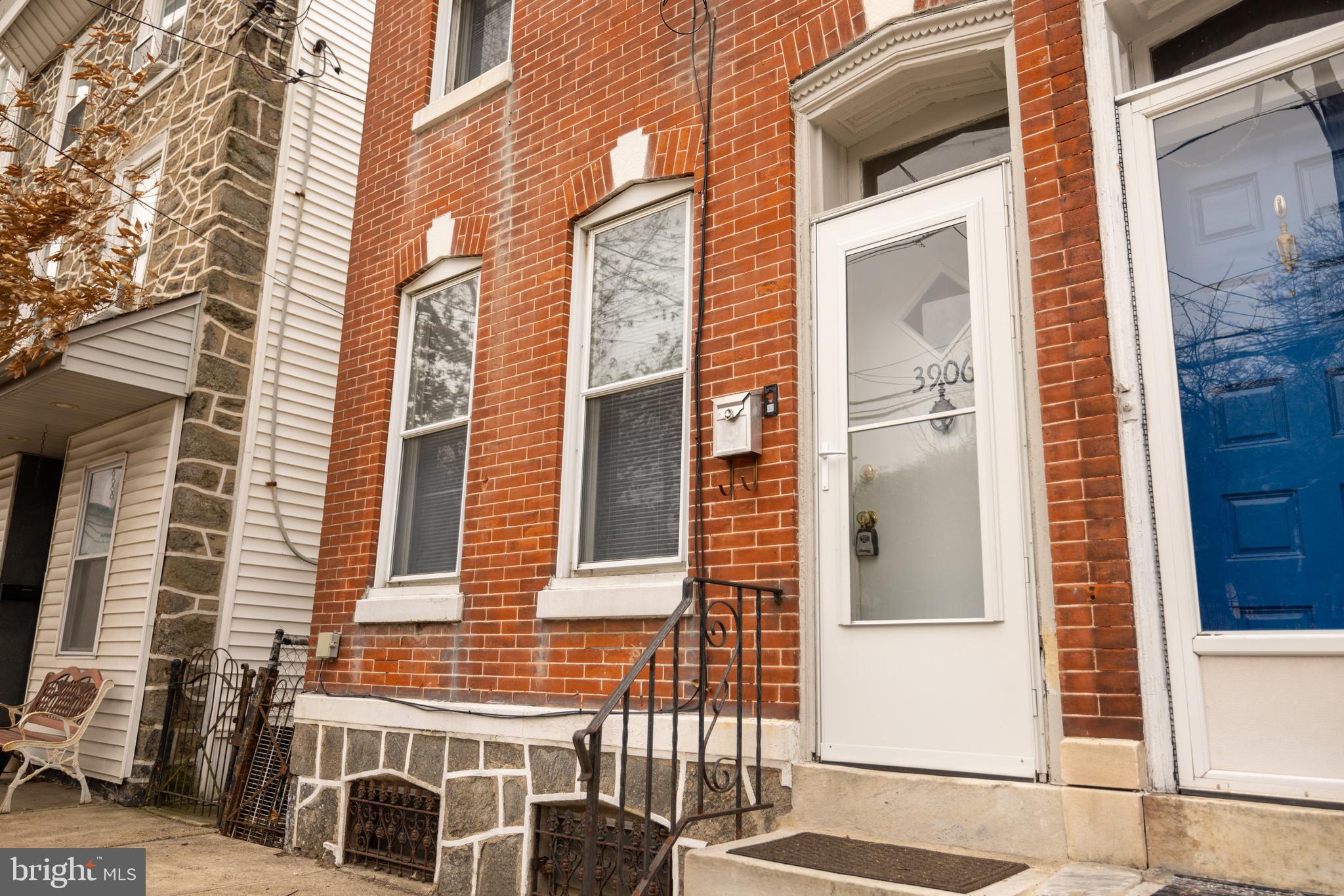 MANAYUNK - Residential Lease