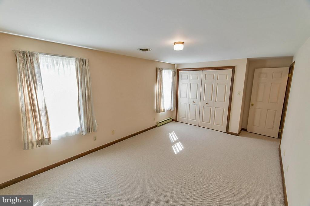 SPRING VALLEY - Residential