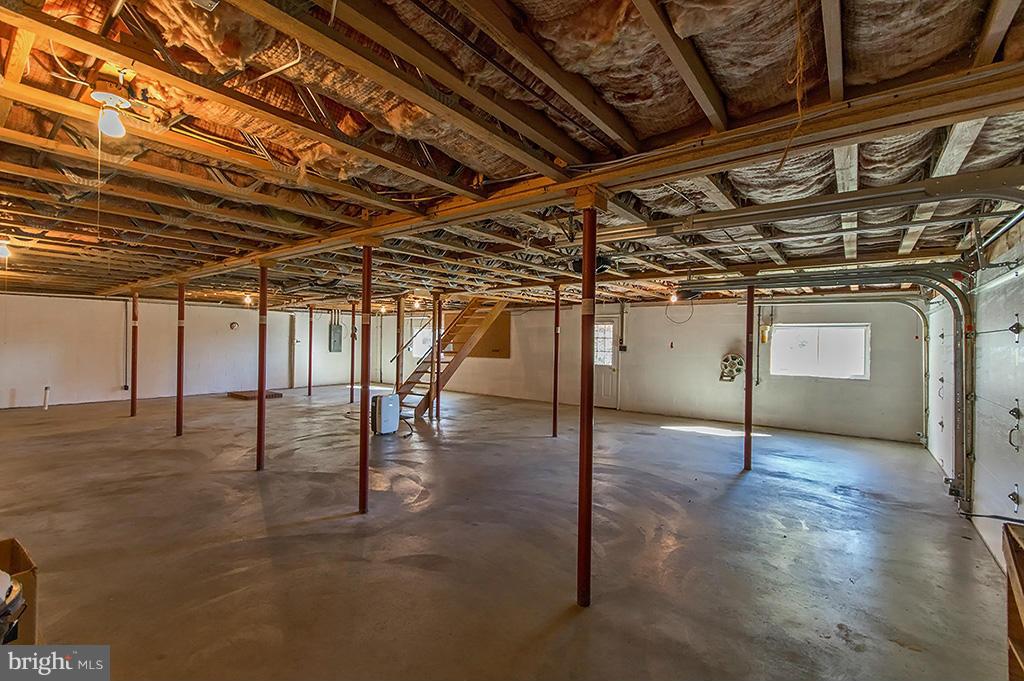 SPRING VALLEY - Residential