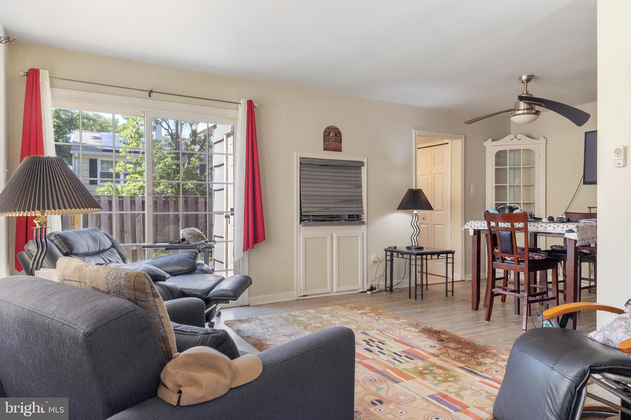 1746 WOODRIDGE COURT