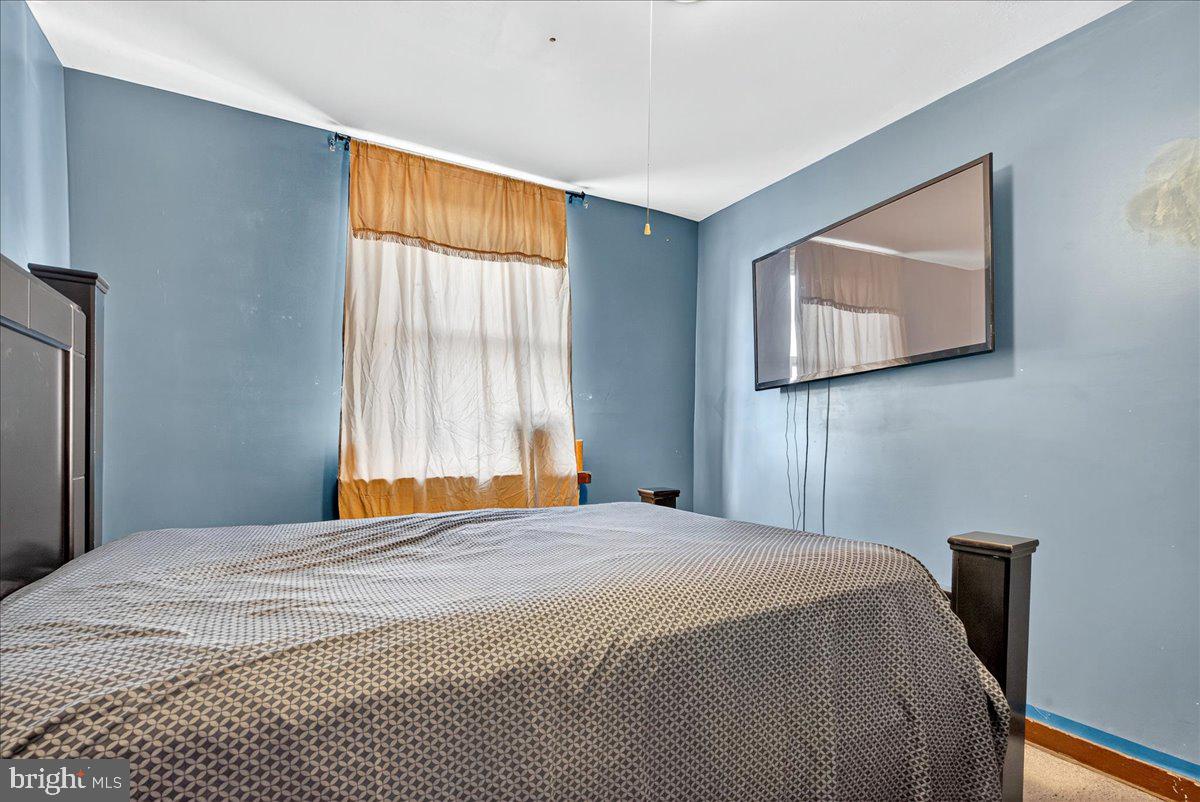 OXFORD CIRCLE - Residential