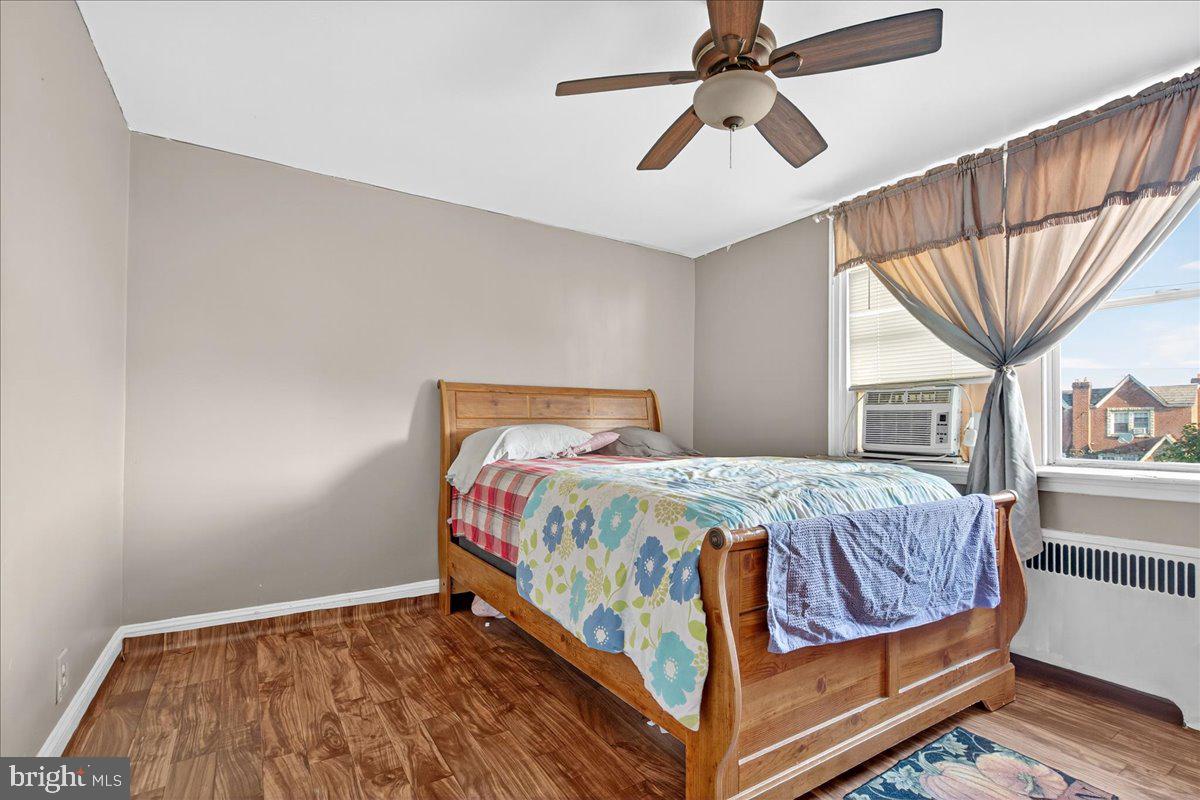 OXFORD CIRCLE - Residential