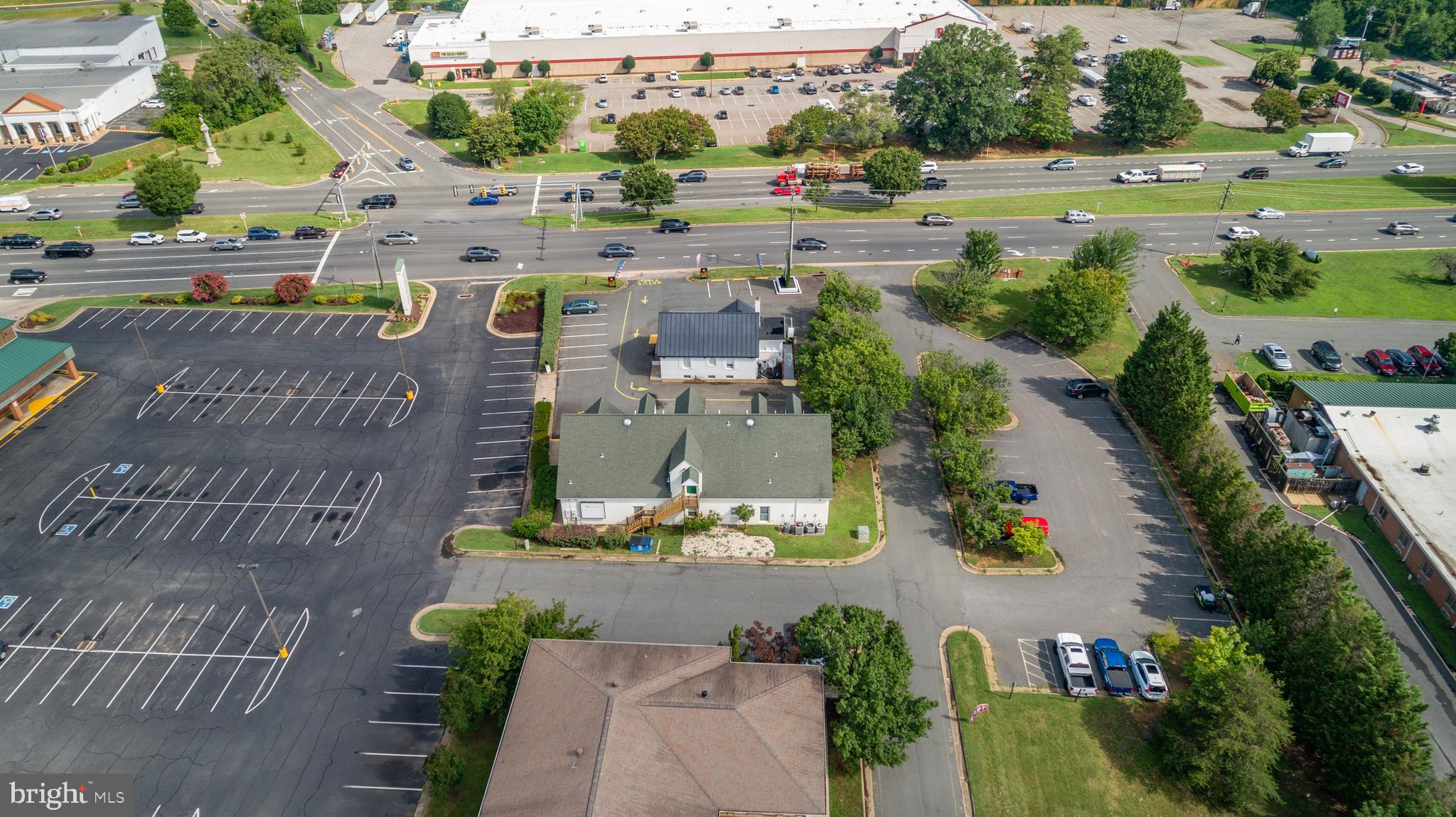 3916 PLANK ROAD