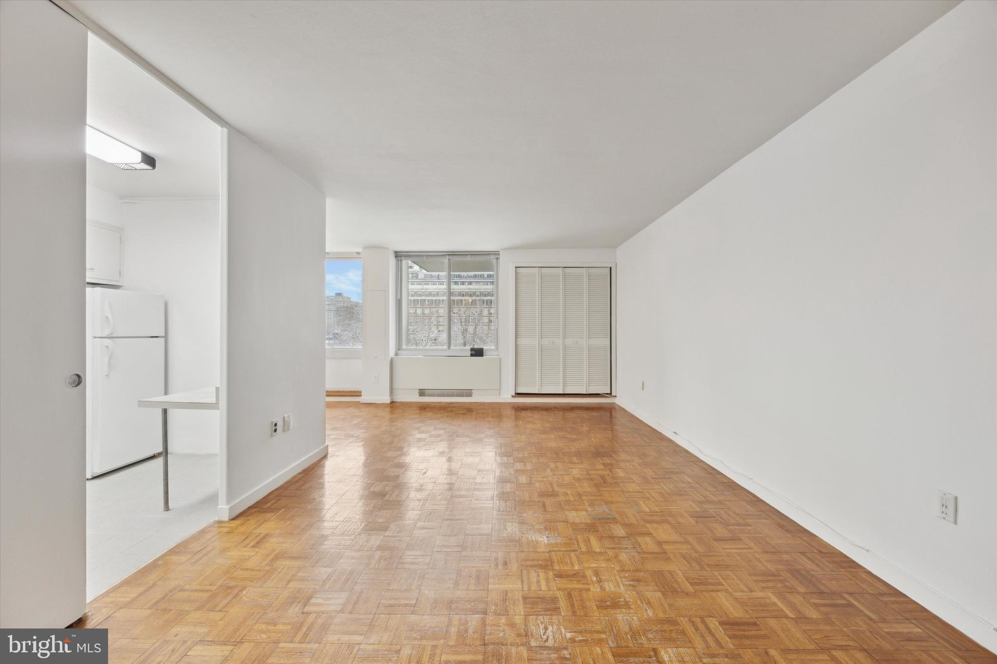 SOCIETY HILL - Residential Lease