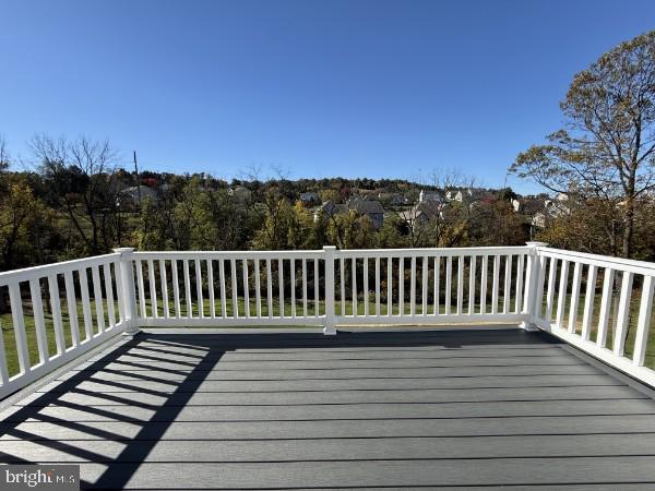 375 BARCLAY DRIVE