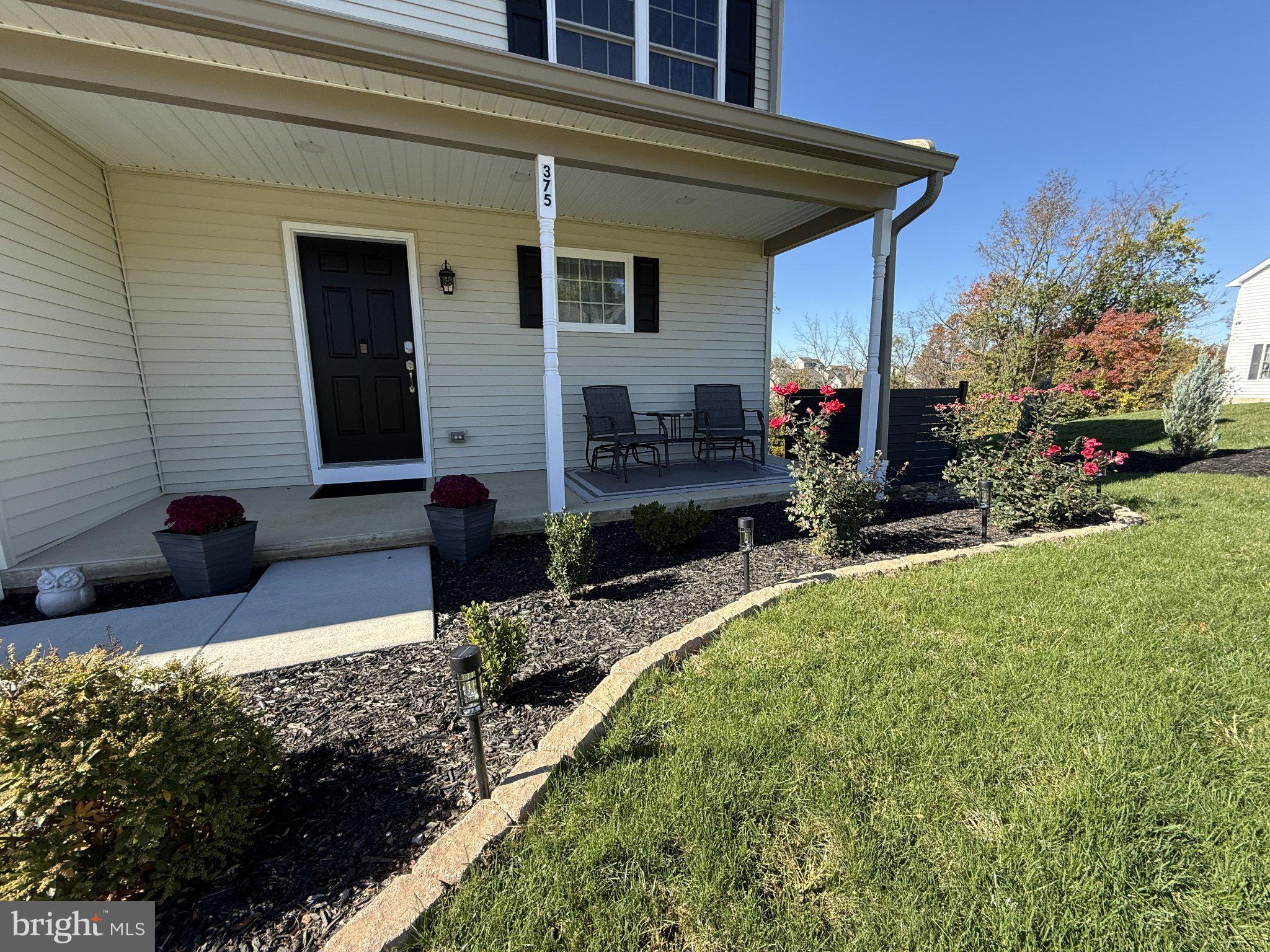 375 BARCLAY DRIVE