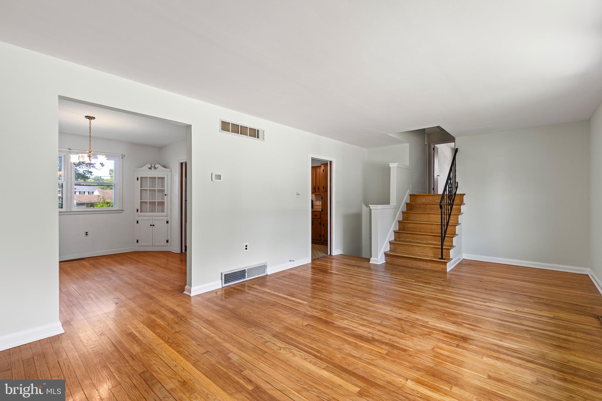 1909 BRANT ROAD