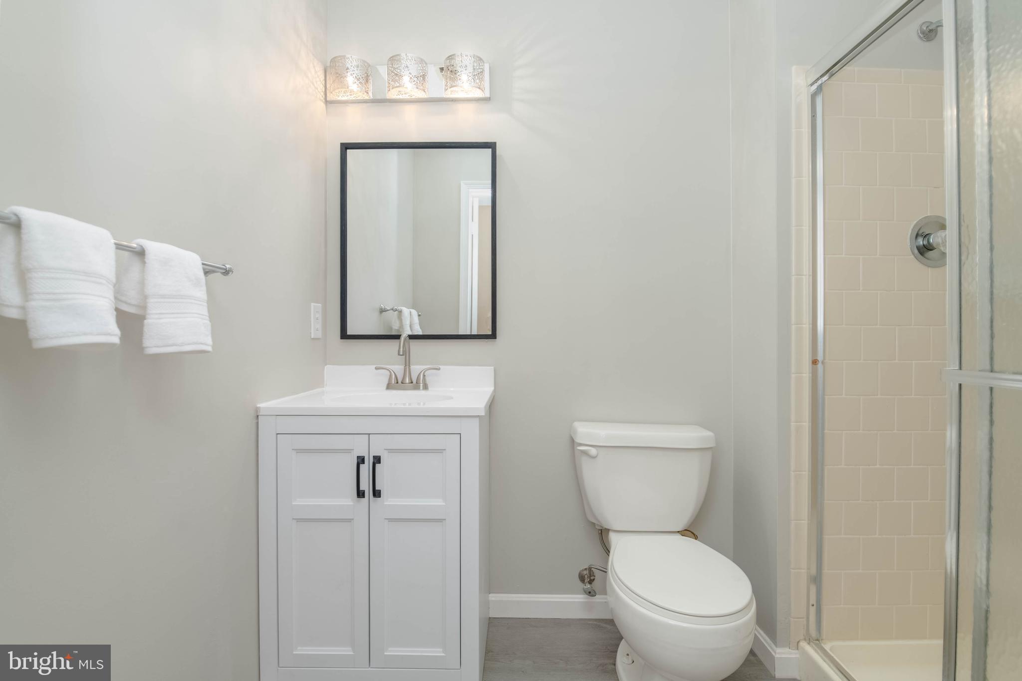 LOVETON FARMS - Residential Lease