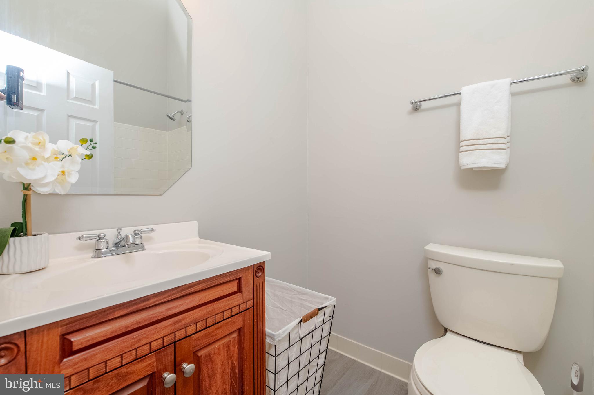 LOVETON FARMS - Residential Lease